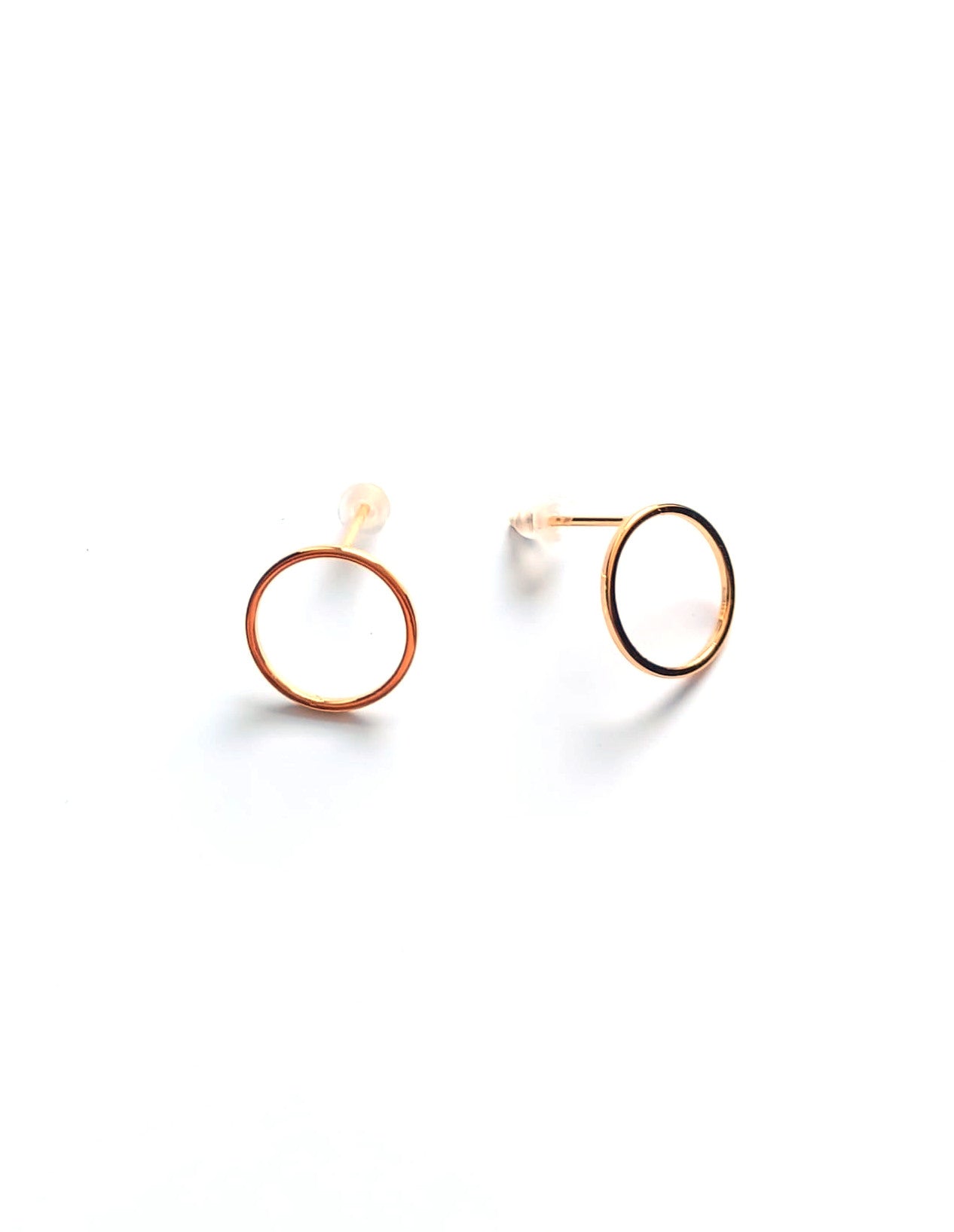 perlesetcreationbijoux-clous-doreilles-cercle-evide-12mm-dore
