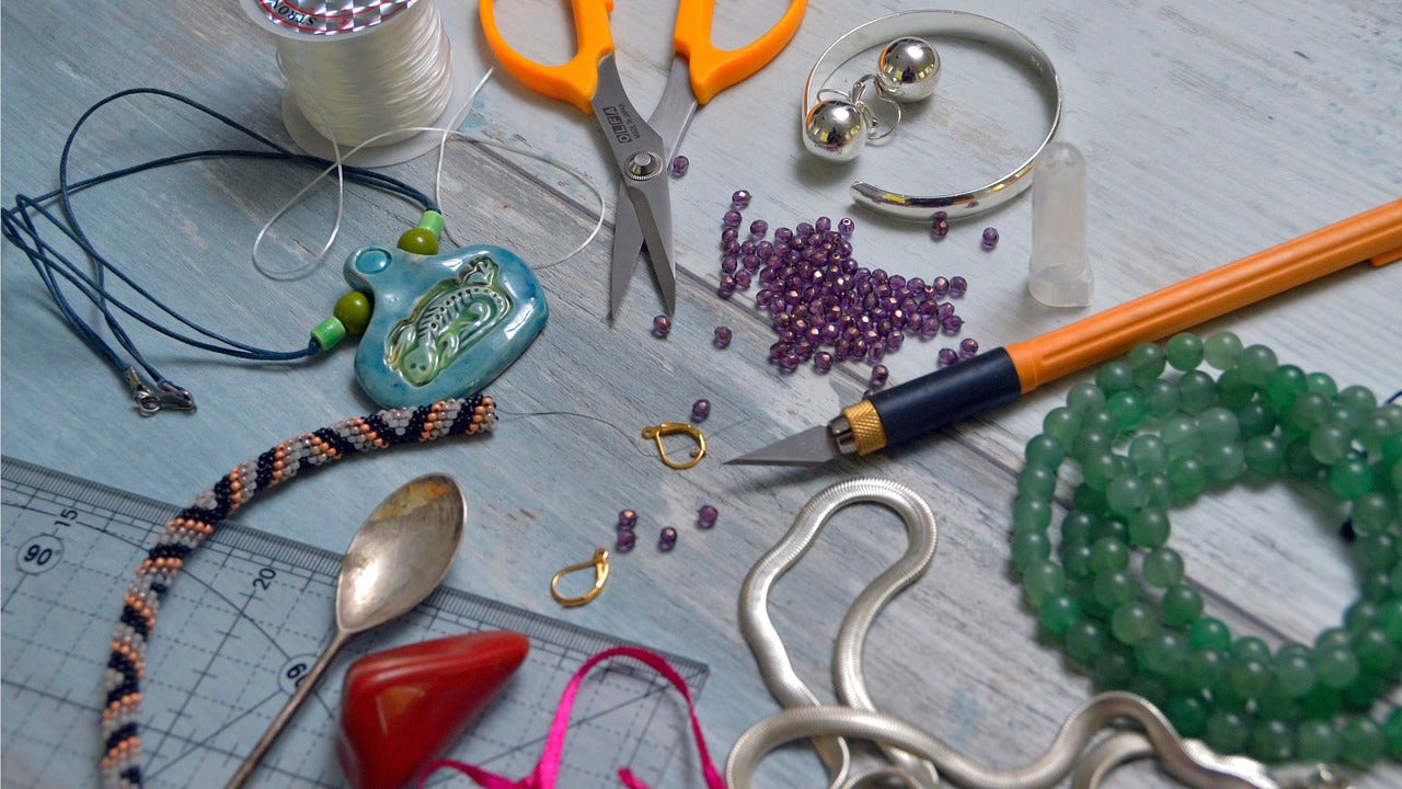 Perles naturelles : l’essentiel pour réussir ses bijoux DIY