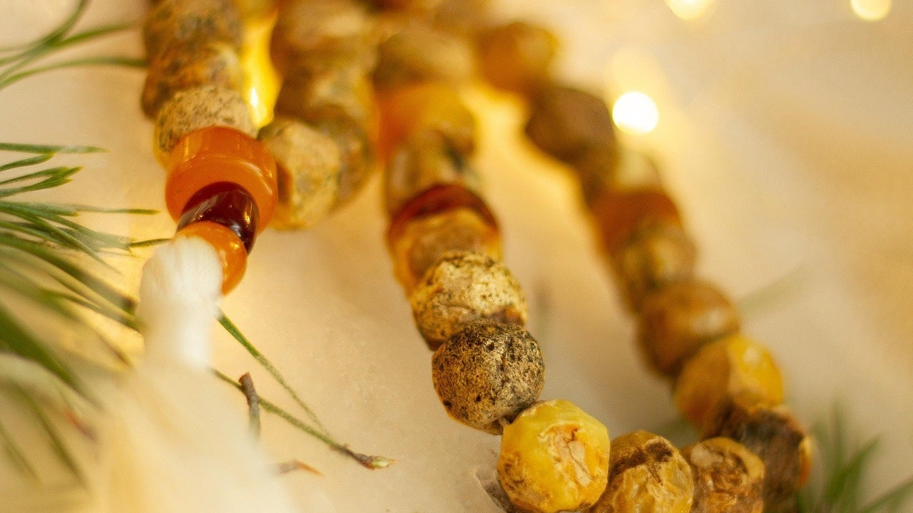 Créer des bijoux symboliques avec les pierres naturelles : significations et inspirations DIY