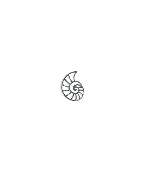 Breloque filigrane coquillage - 15x11 mm