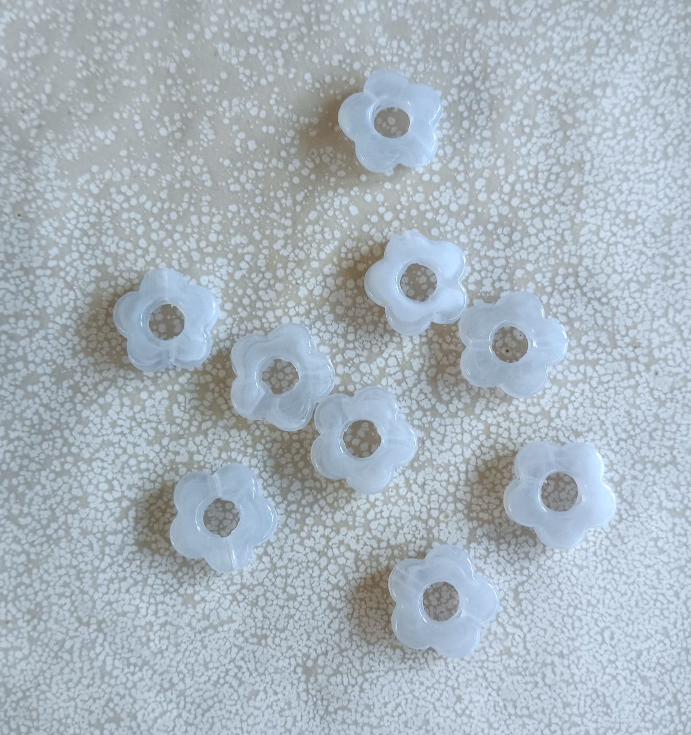 Perle fleur acrylique - 14 mm