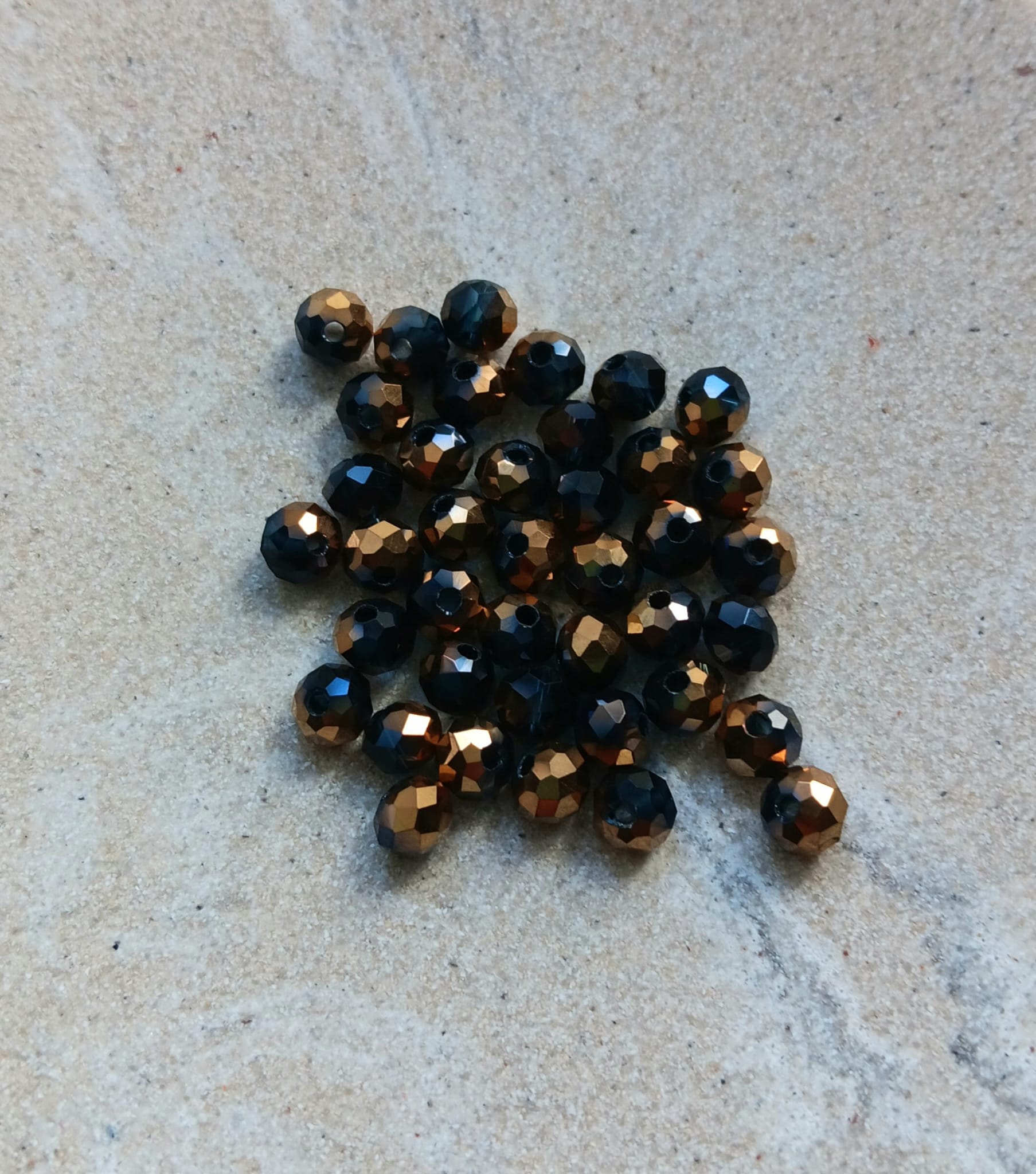 perlesetcreationbijoux - perles rondelles à facettes en verre de 6x5 mm doré et noir