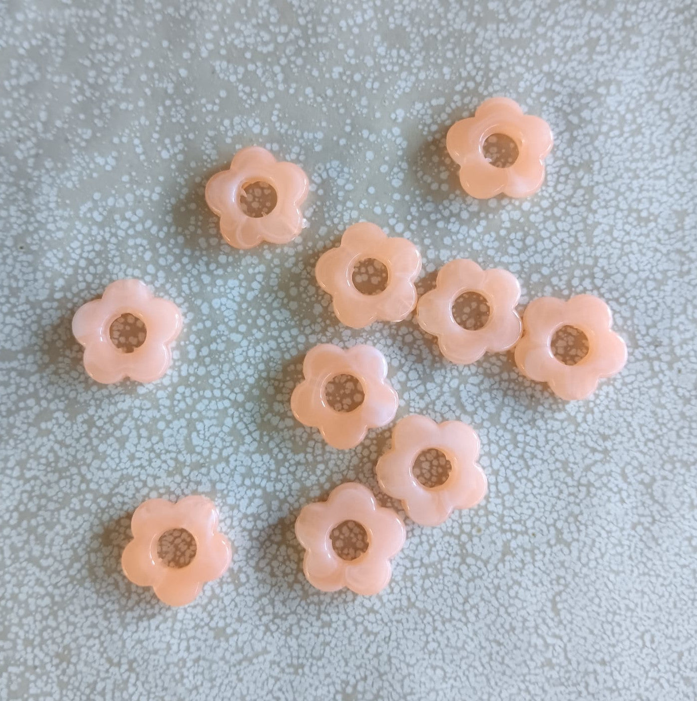 Perle fleur acrylique - 14 mm