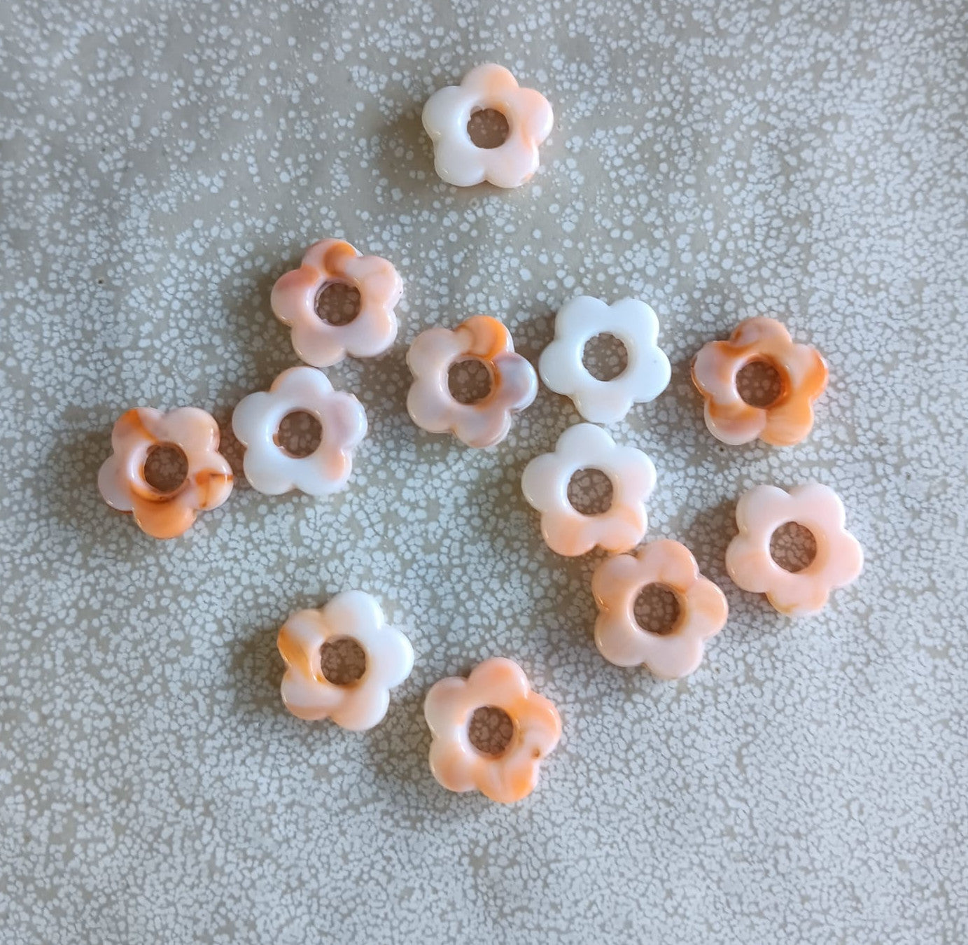Perle fleur acrylique - 14 mm