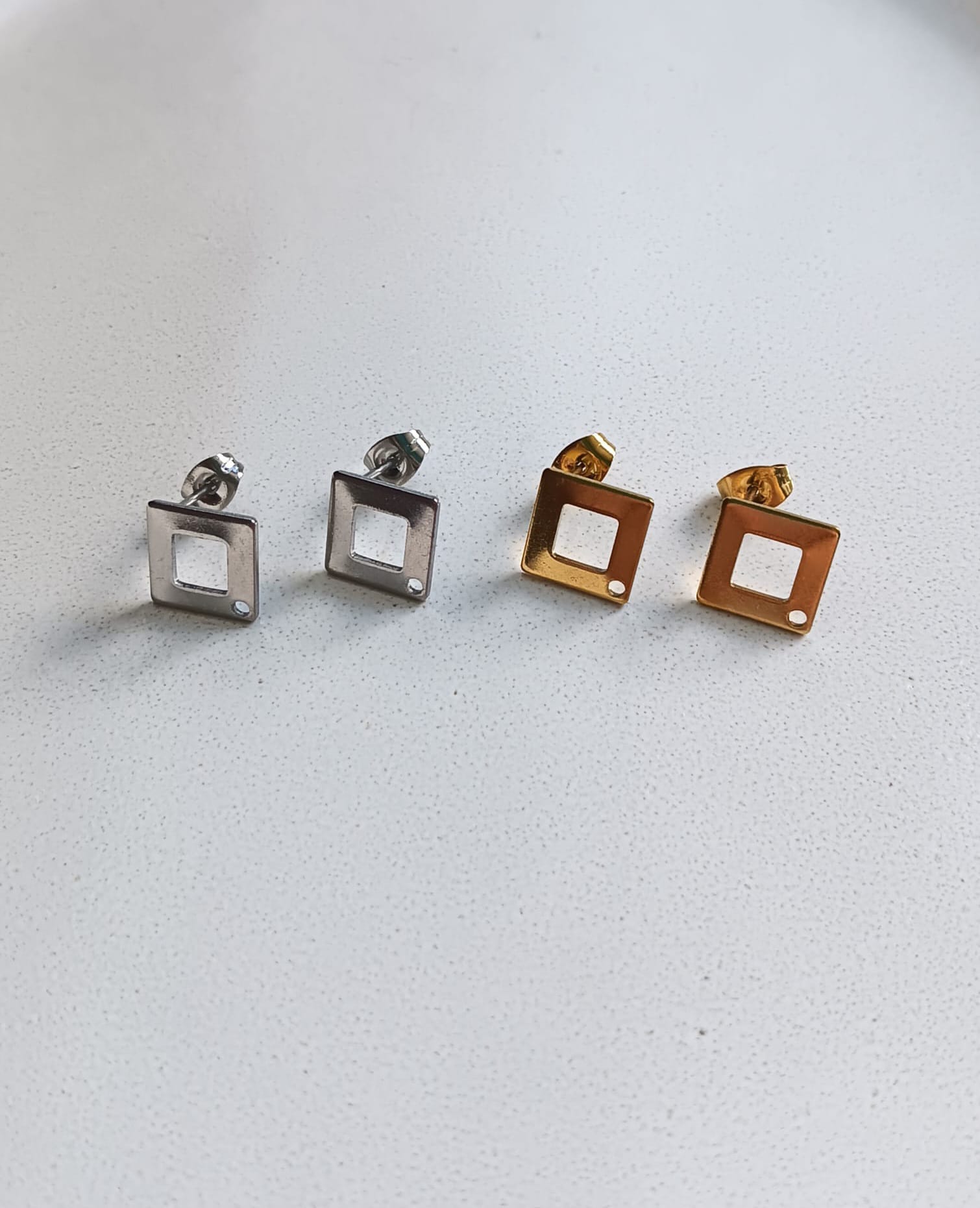 perlesetcreationbijoux - clous d'oreilles carrés creux en acier inoxydable argenté et doré
