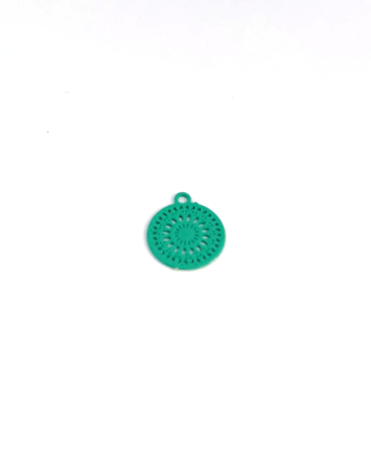 Breloque filigrane ronde - 10x8 mm