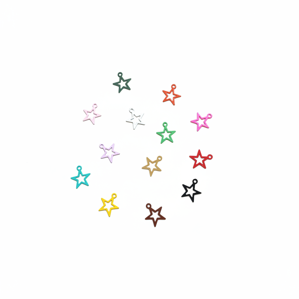 Breloques étoiles filigrane multicolores fond blanc