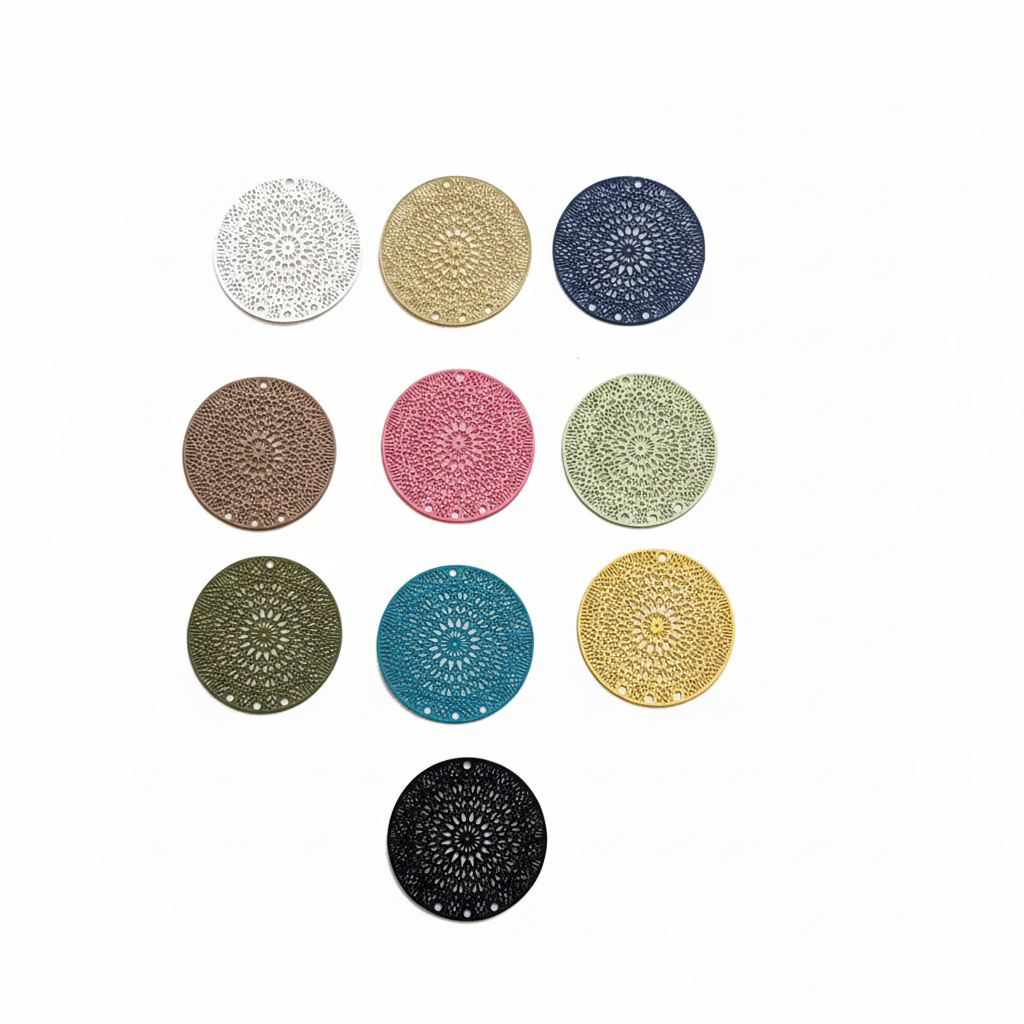 Estampes rondes connecteur multicolores fond blanc