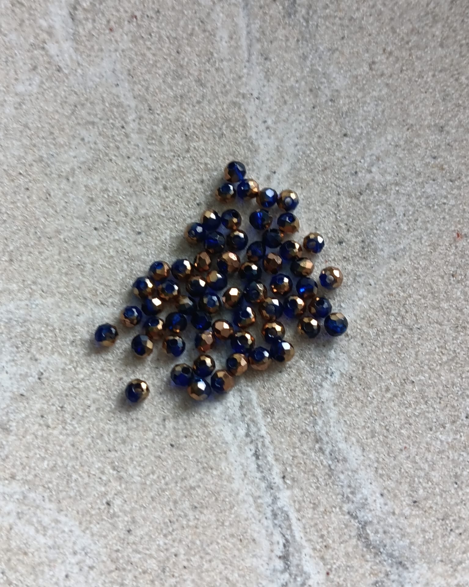 Perles rondelles facettées bicolores en verre - 3x2 mm x60