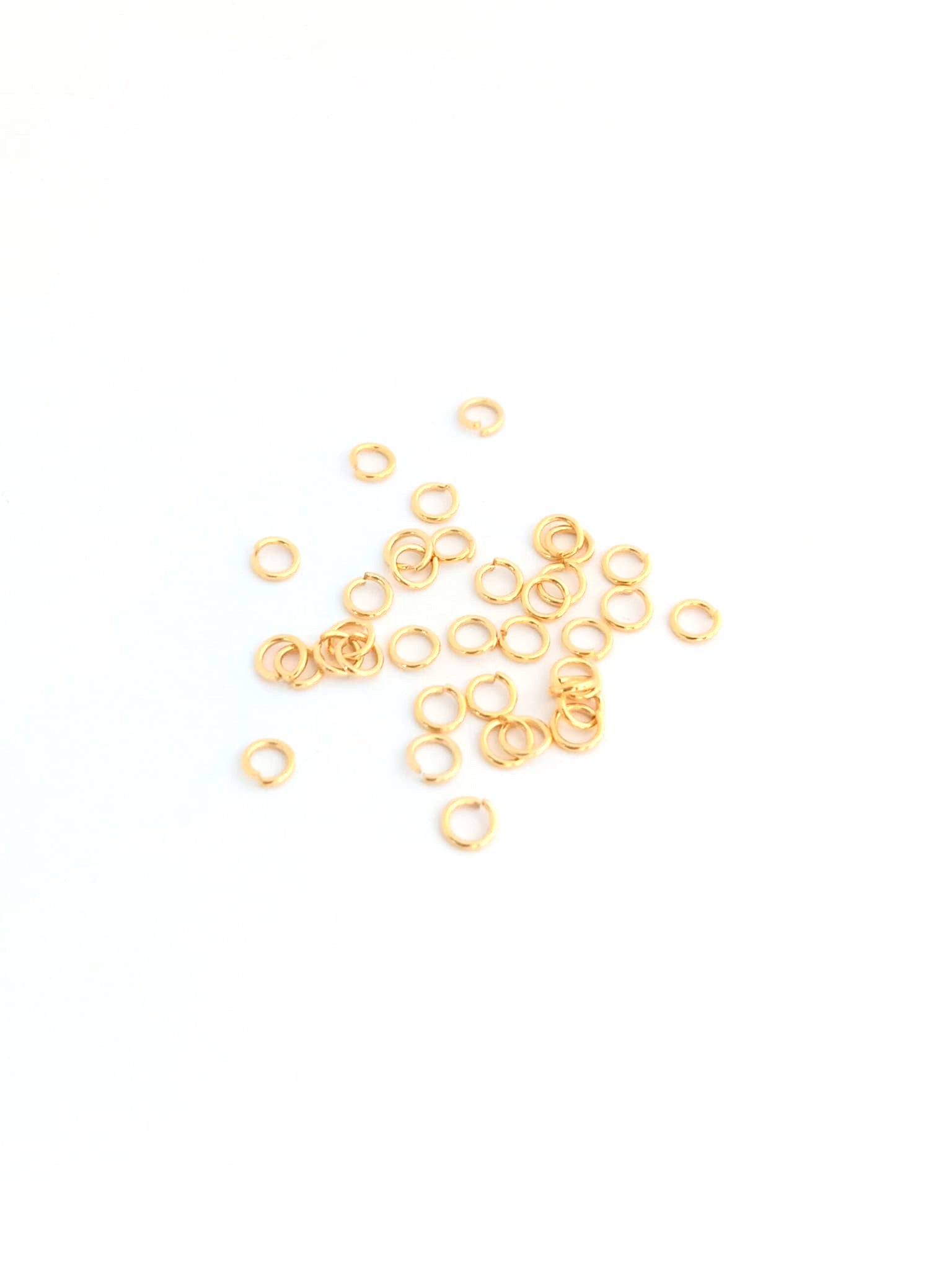 Anneaux ouverts dorés en acier inox - 3 à 8 mm x20