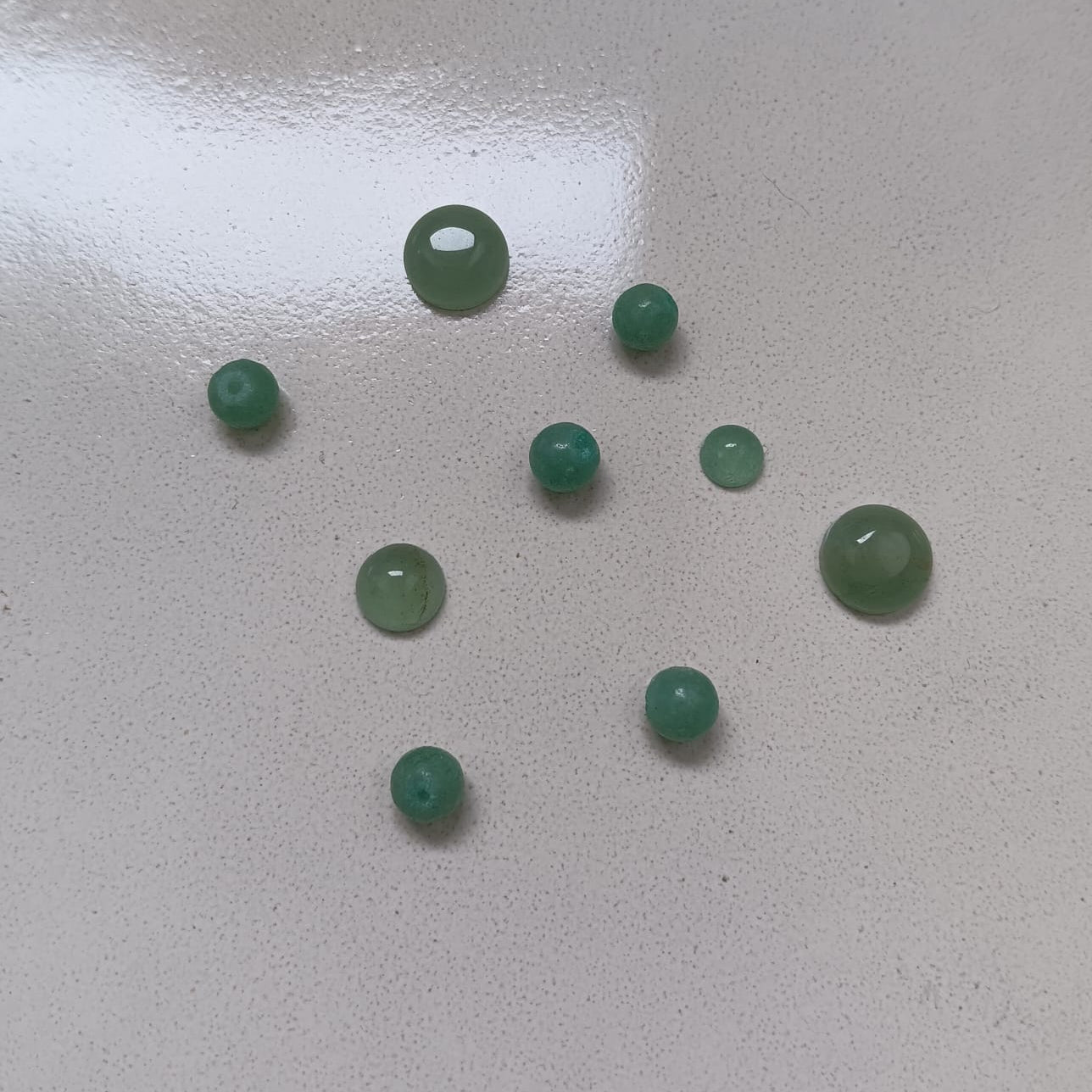 perlesetcreationbijoux - cabochons et perles en aventurine verte naturelle