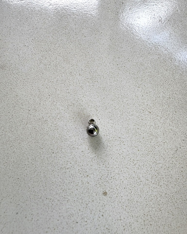 perlesetcreationbijoux - breloque boule en acier inoxydable argenté de 7,5x5 mm