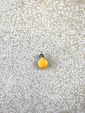 perlesetcreationbijoux - breloque boule émaillée jaune base en acier inoxydable 304 argenté de 8x6 mm