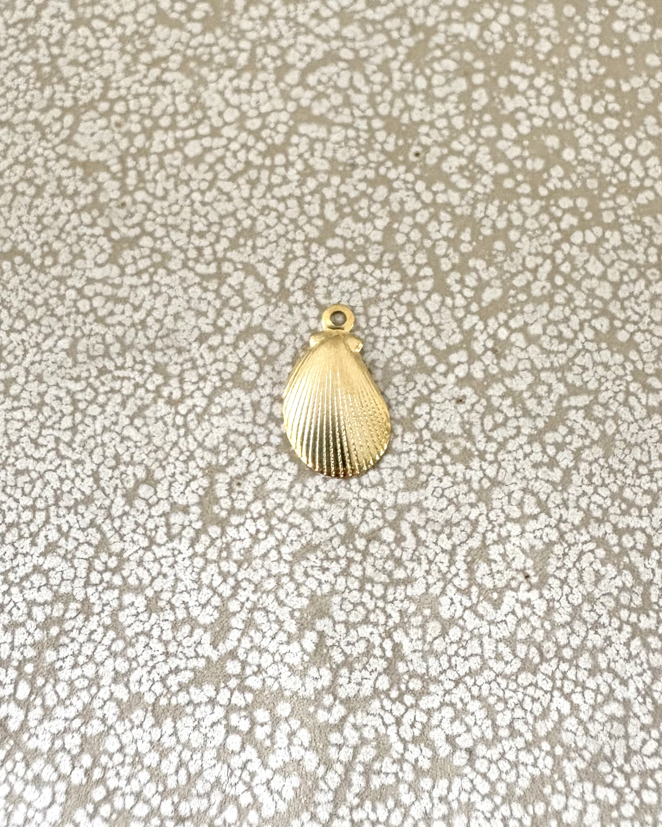 perlesetcreationbijoux - breloque coquillage en acier inoxydable 304 doré de 12x7 mm