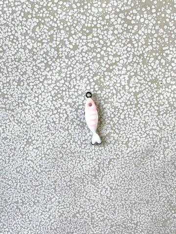 perlesetcreationbijoux - breloque émaillée poisson en acier inoxydable 304 argenté de 18x5 mm rose et blanc