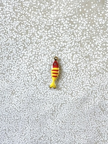 perlesetcreationbijoux - breloque poisson émaillée base en acier inoxydable 304 doré de 18x5 mm jaune et rouge