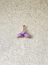 perlesetcreationbijoux - breloque émaillée queue de baleine base en métal doré de 15x17 mm violette
