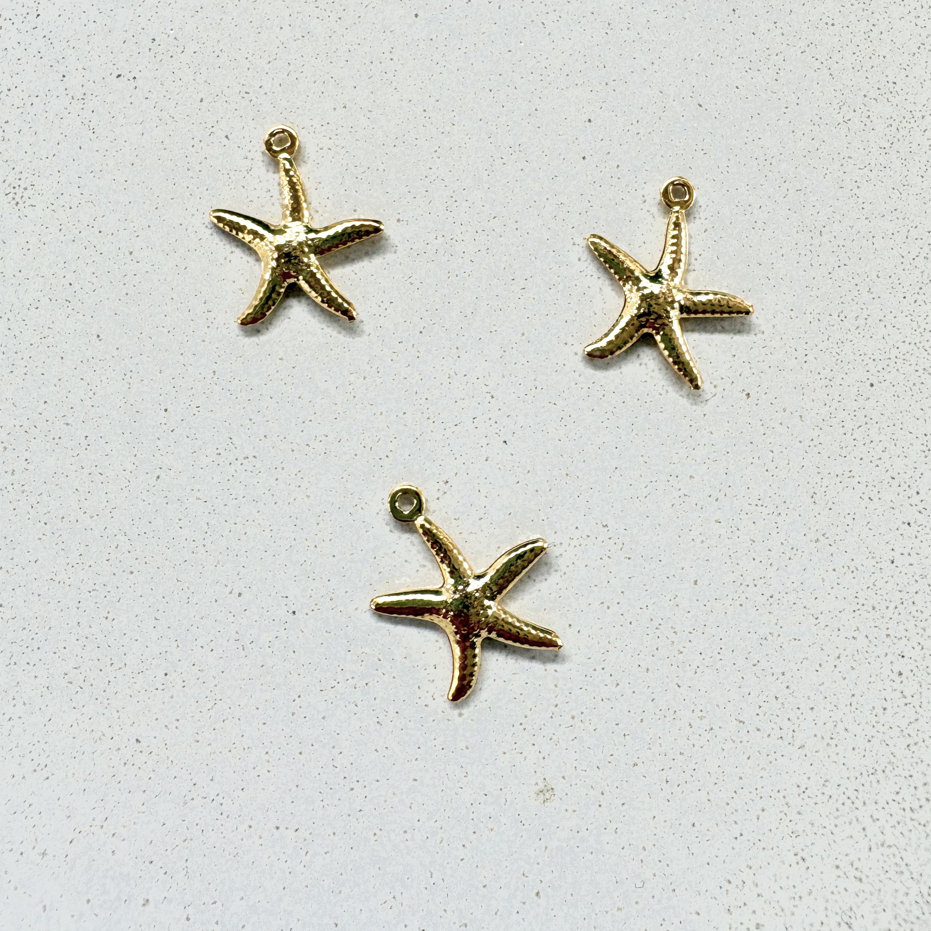 perlesetcreationbijoux - breloques étoile de mer en acier inoxydable doré de 17x15 mm