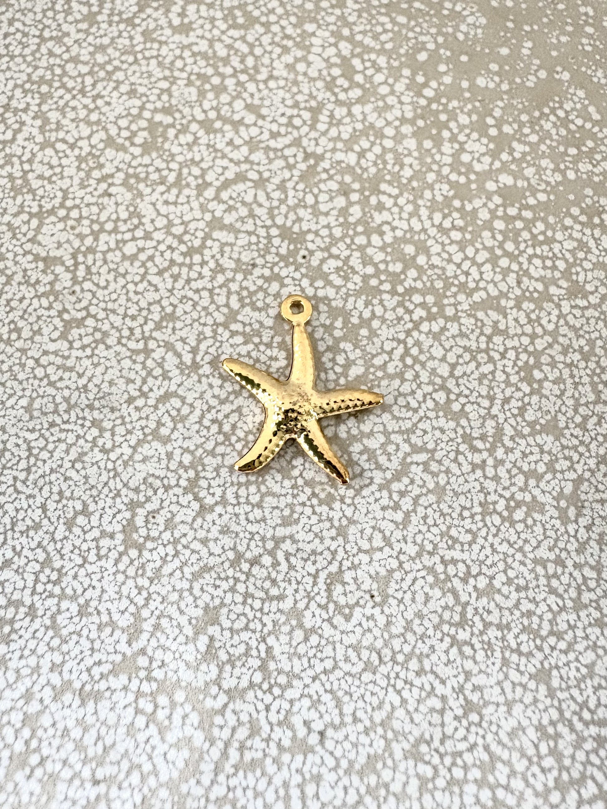 perlesetcreationbijoux - breloque étoile de mer en acier inoxydable doré de 17x15 mm