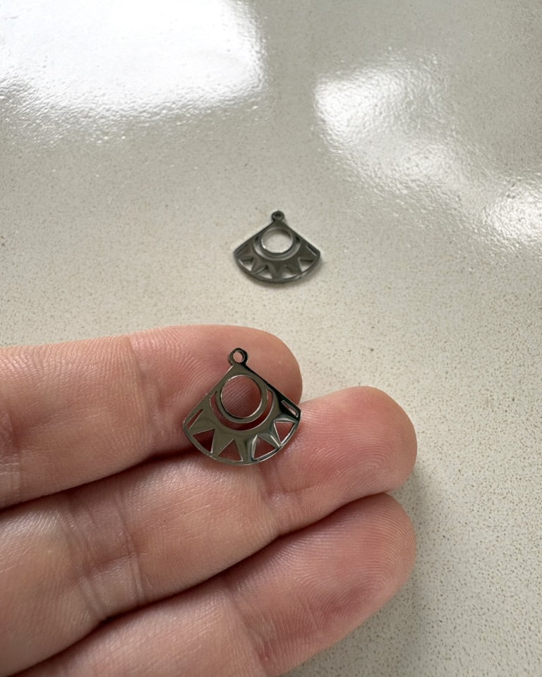 perlesetcreationbijoux - breloques éventail en acier inoxydable argenté
