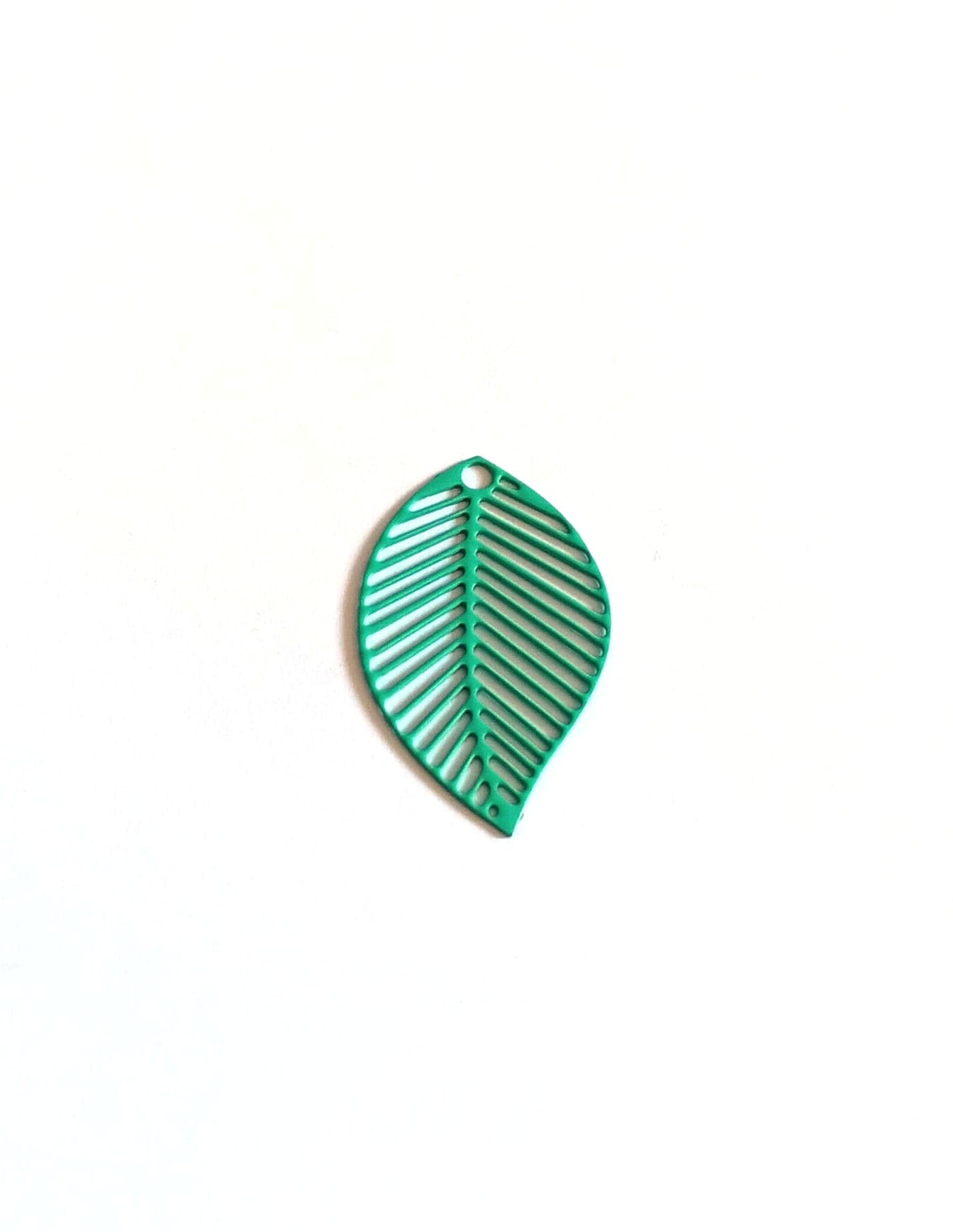 perlesetcreationbijoux-breloque-filigrane-feuille-22x13mm-turquoise