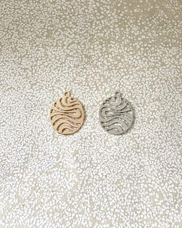 perlesetcreationbijoux - breloques filigranes ovales en laiton de 16x12 mm dorée et argentée