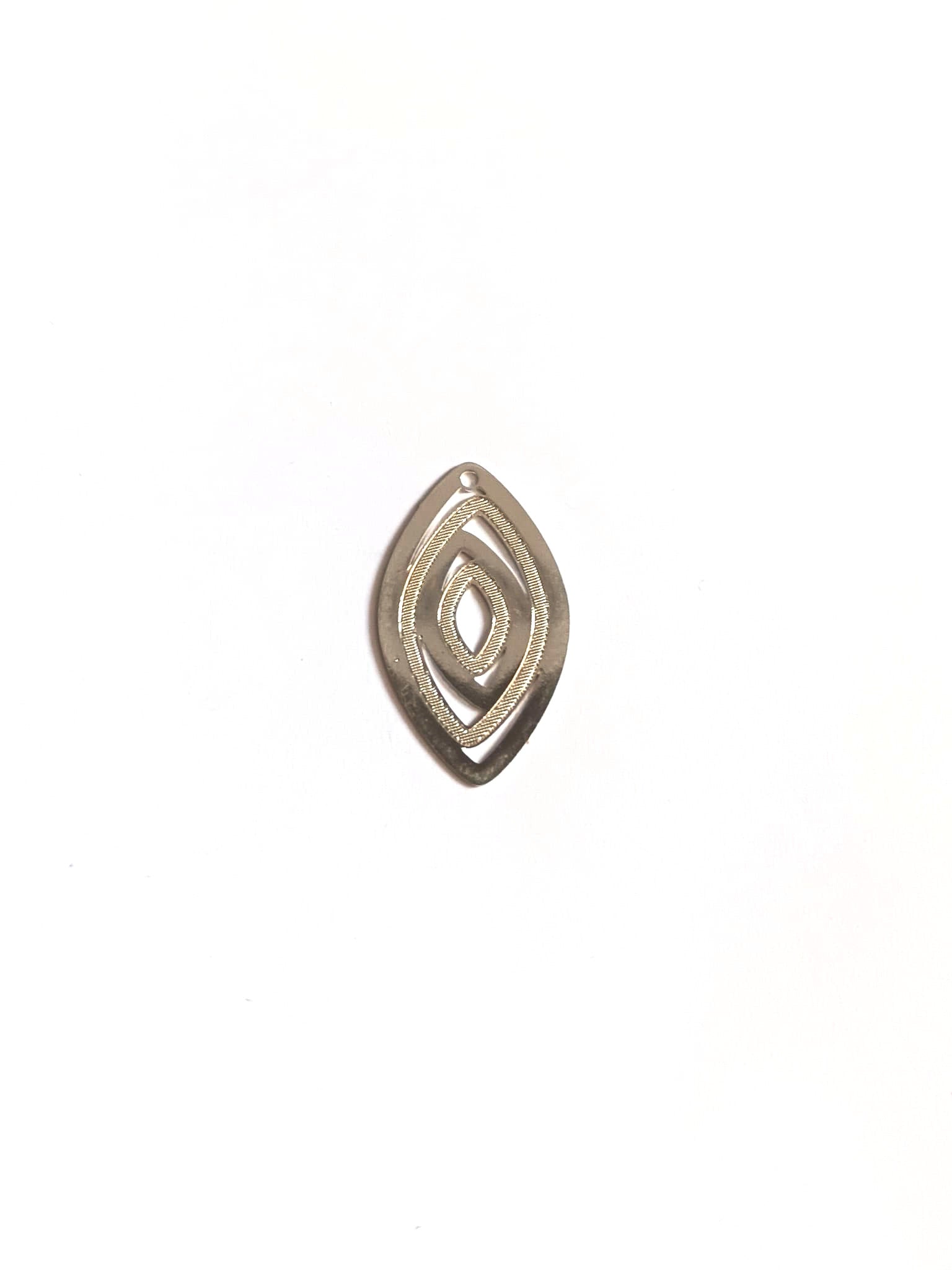 perlesetcreationbijoux-estampe-filigrane-ovale-31x17mm-argente