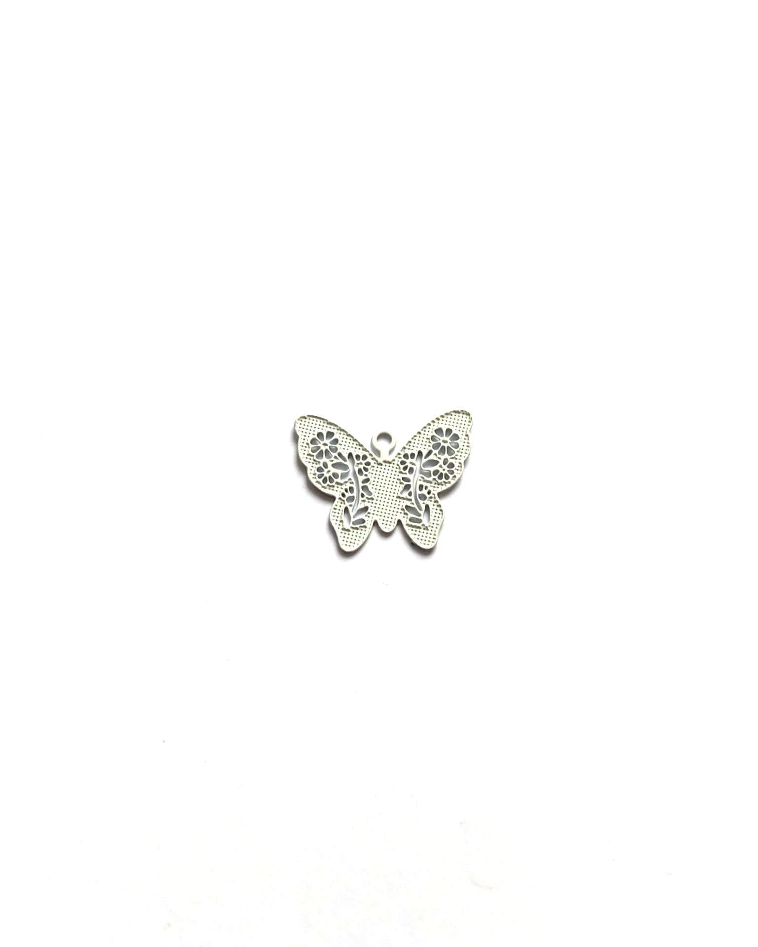 perlesetcreationbijoux-breloque-filigrane-papillon-12x14mm-blanc