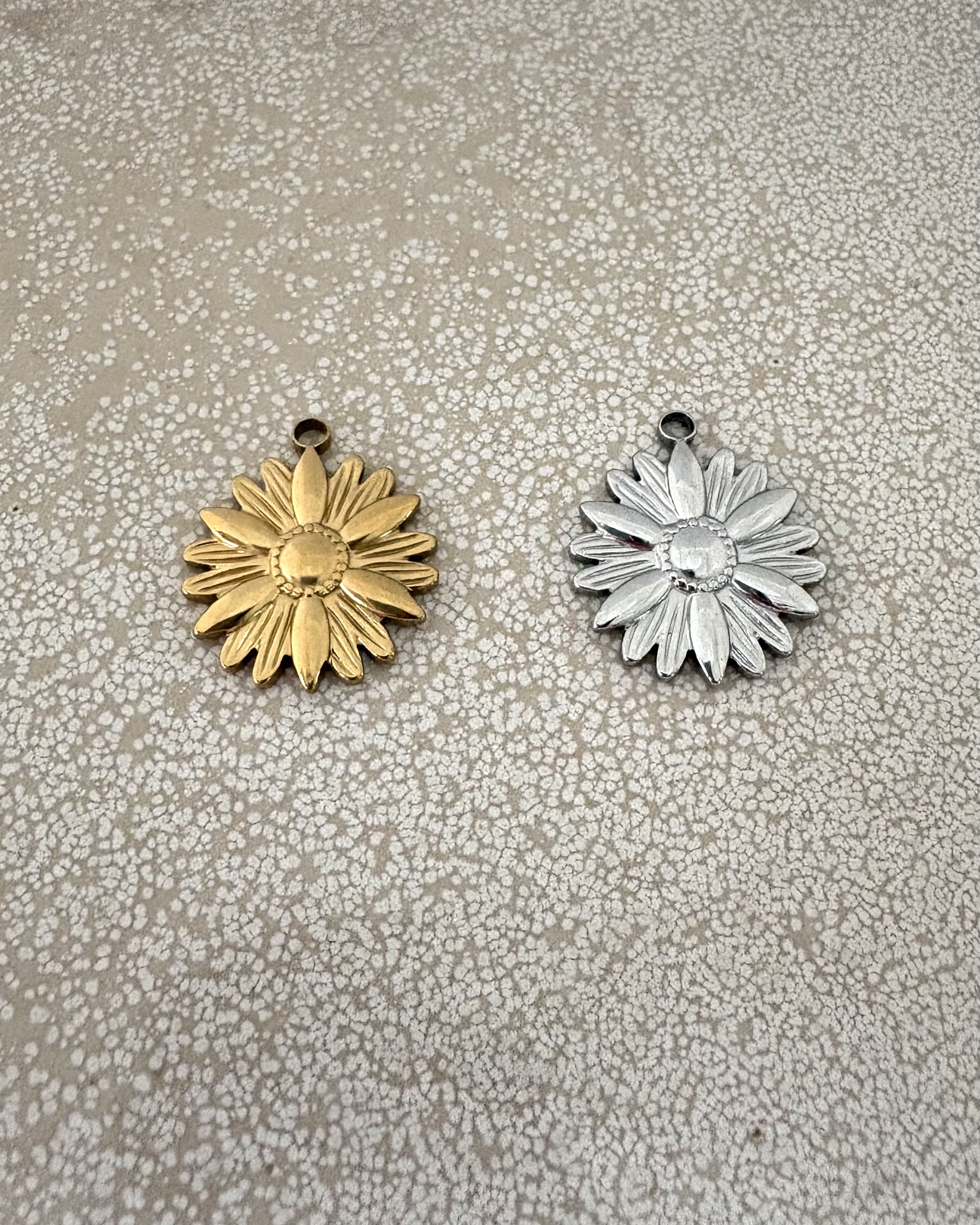 perlesetcreationbijoux - pendentifs fleur acier inoxydable doré et argenté de 25x22 mm