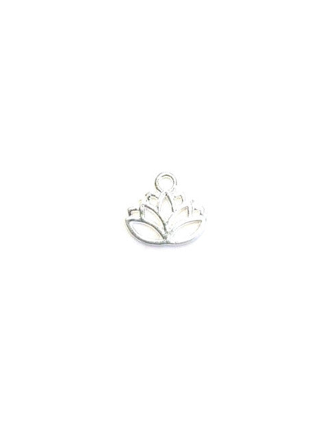 Breloque fleur de lotus en métal - 15x17mm