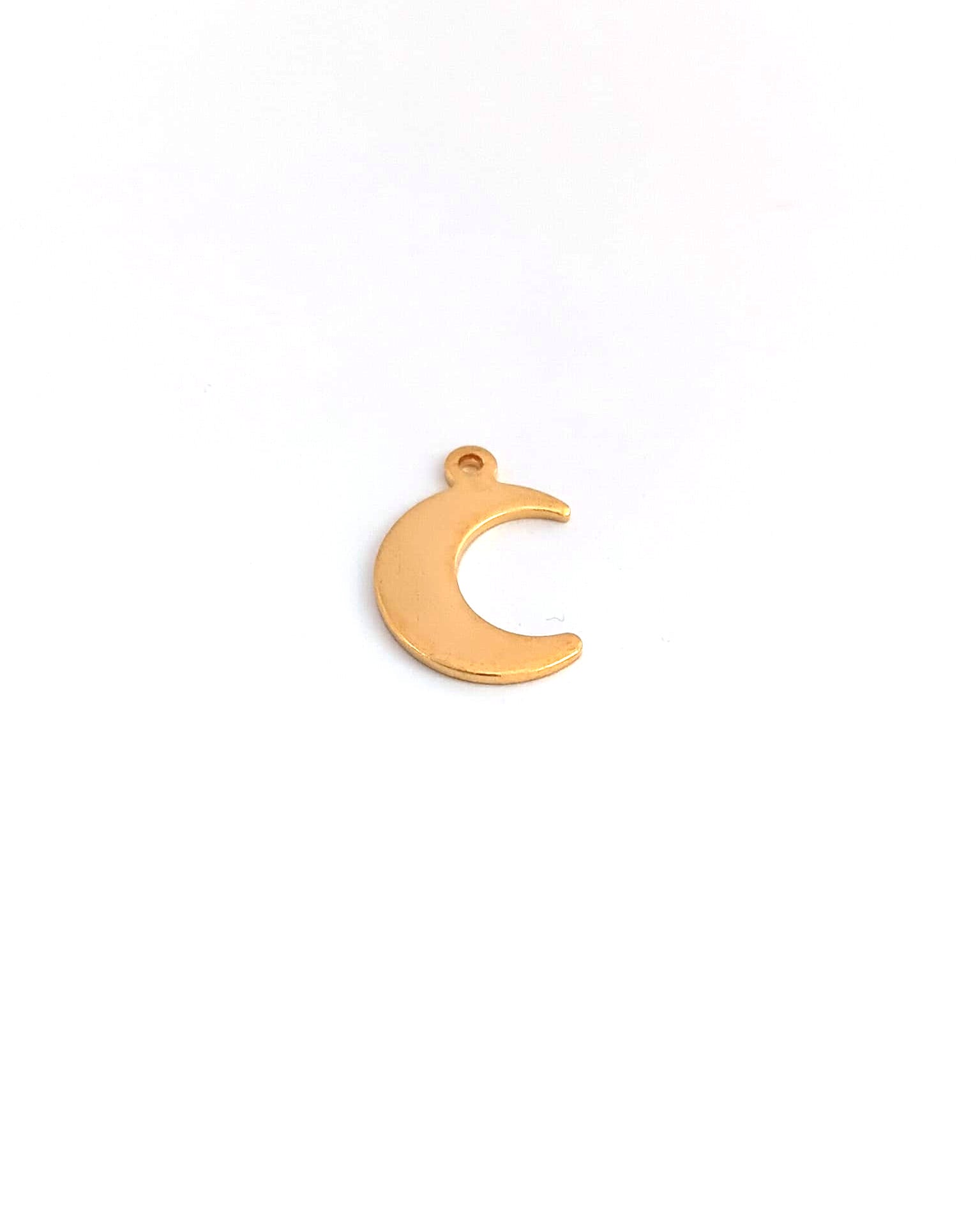 perlesetcreationbijoux-breloque-lune-acier-inoxydable-16x11mm-dore