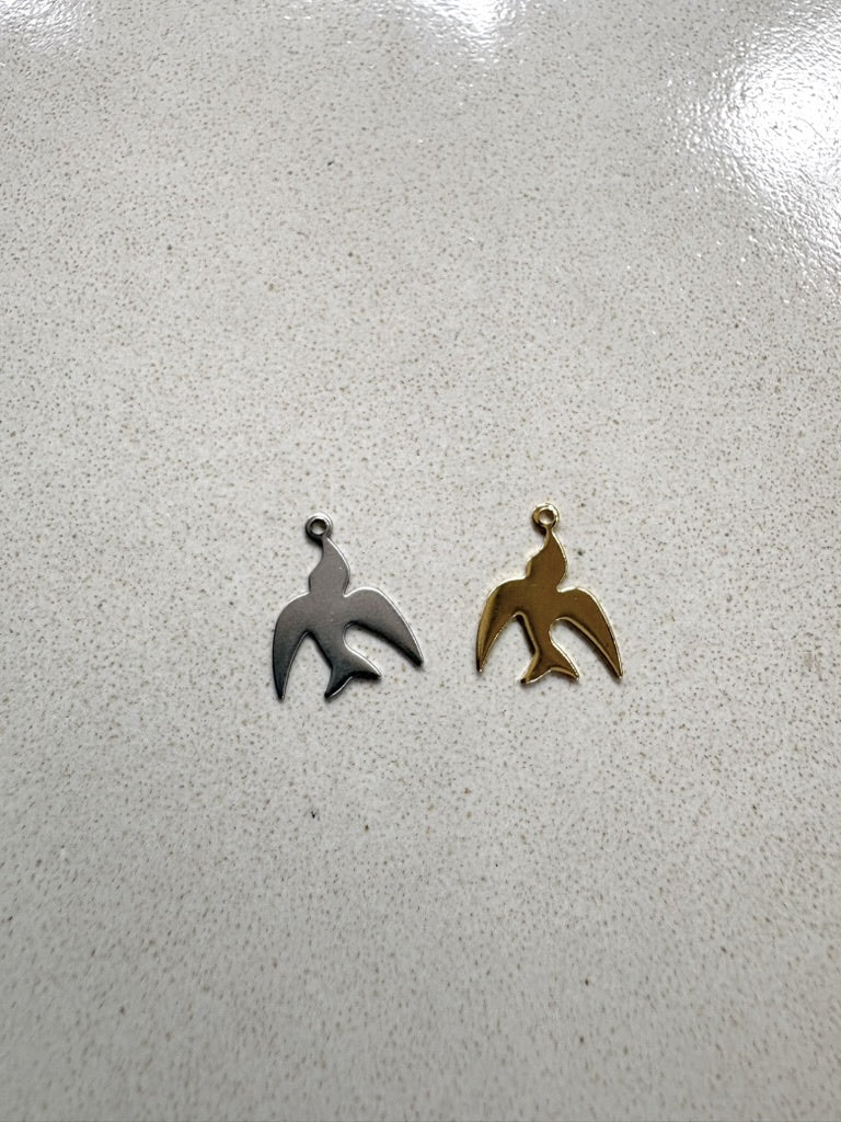 perlesetcreationbijoux - breloques oiseau 14 mm acier inoxydable doré et argenté