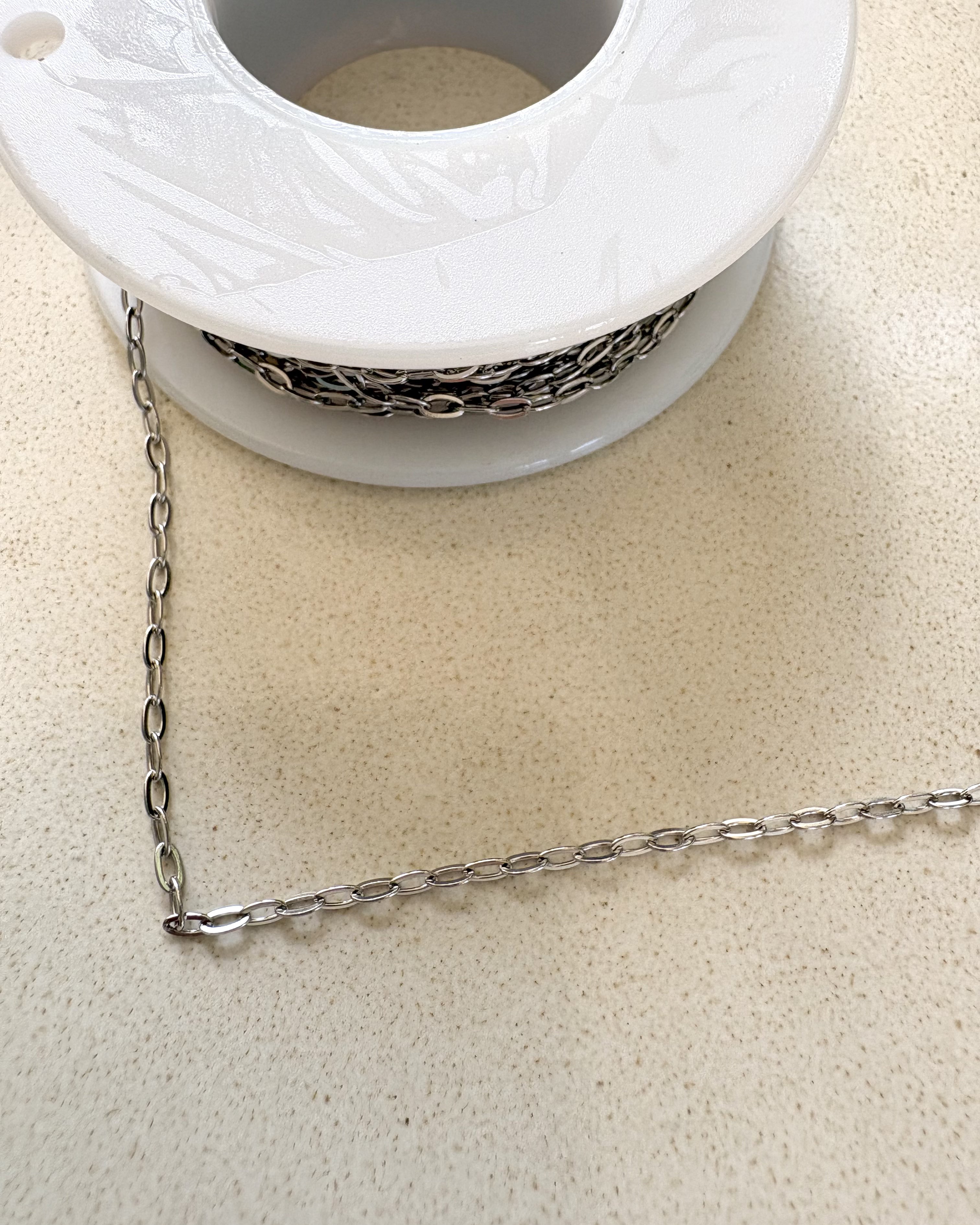 perlesetcreationbijoux - chaîne maille ovale plate soudée en acier inoxydable argenté de 3,5x1,8 mm