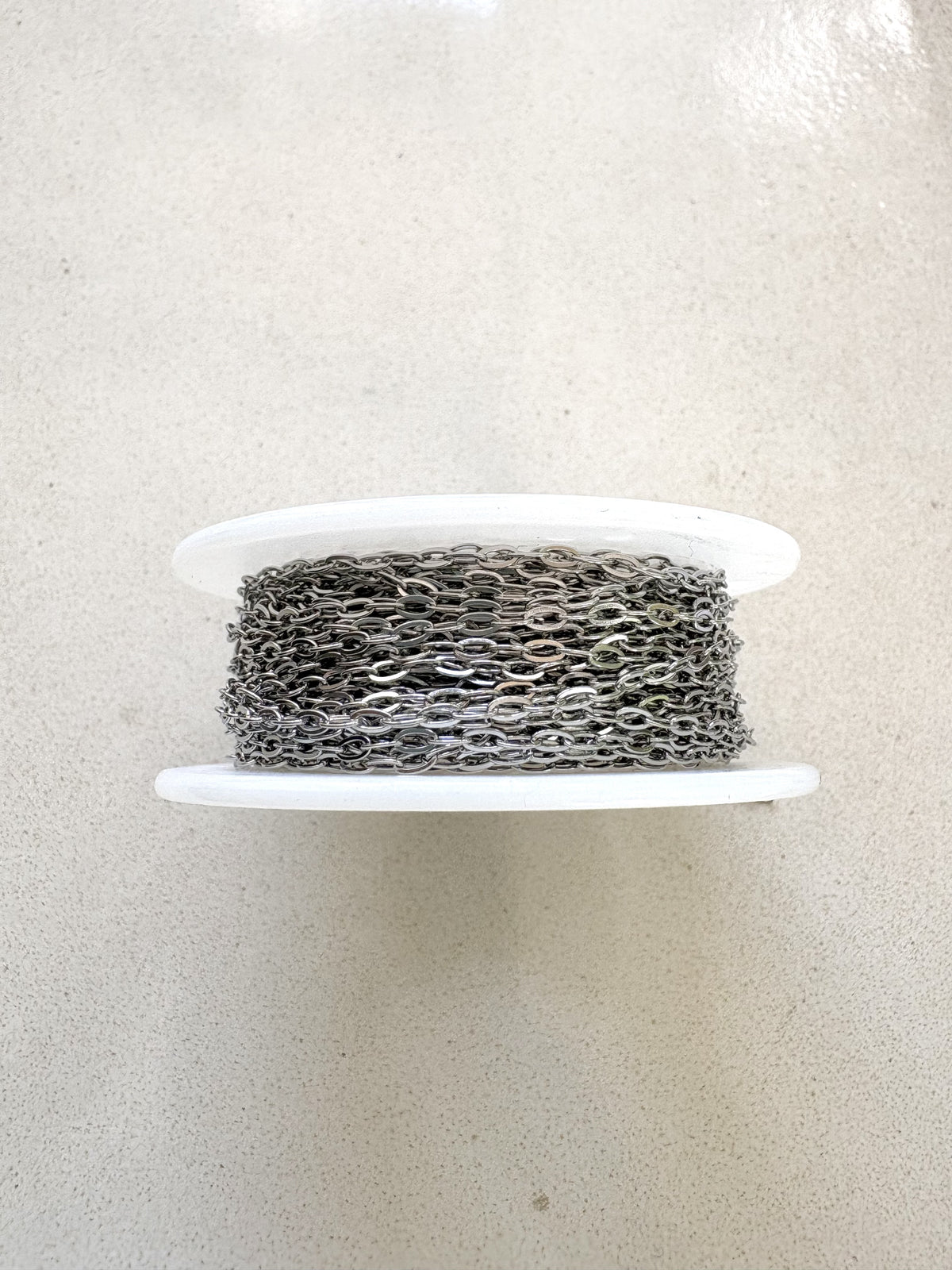perlesetcreationbijoux - chaîne maille ovale plate soudée en acier inoxydable argenté de 3x1,6 mm