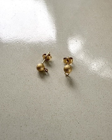 perlesetcreationbijoux - clous d'oreilles boule effet pailleté acier inox doré 5 mm