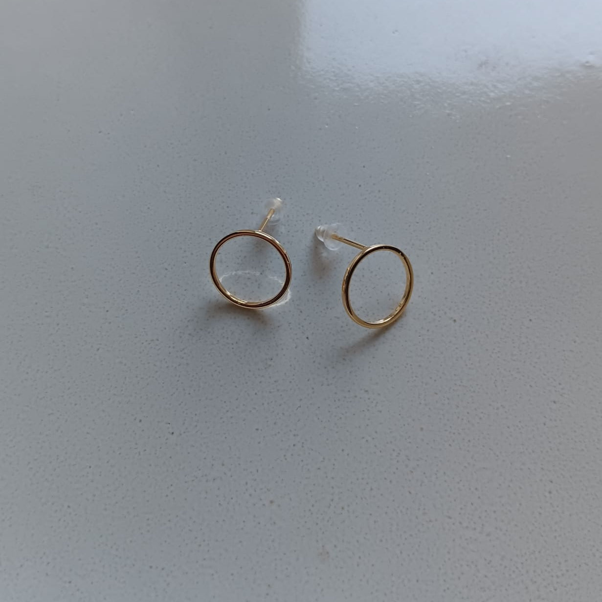 perlesetcreationbijoux - clous d'oreilles cercles 12 mm en laiton doré