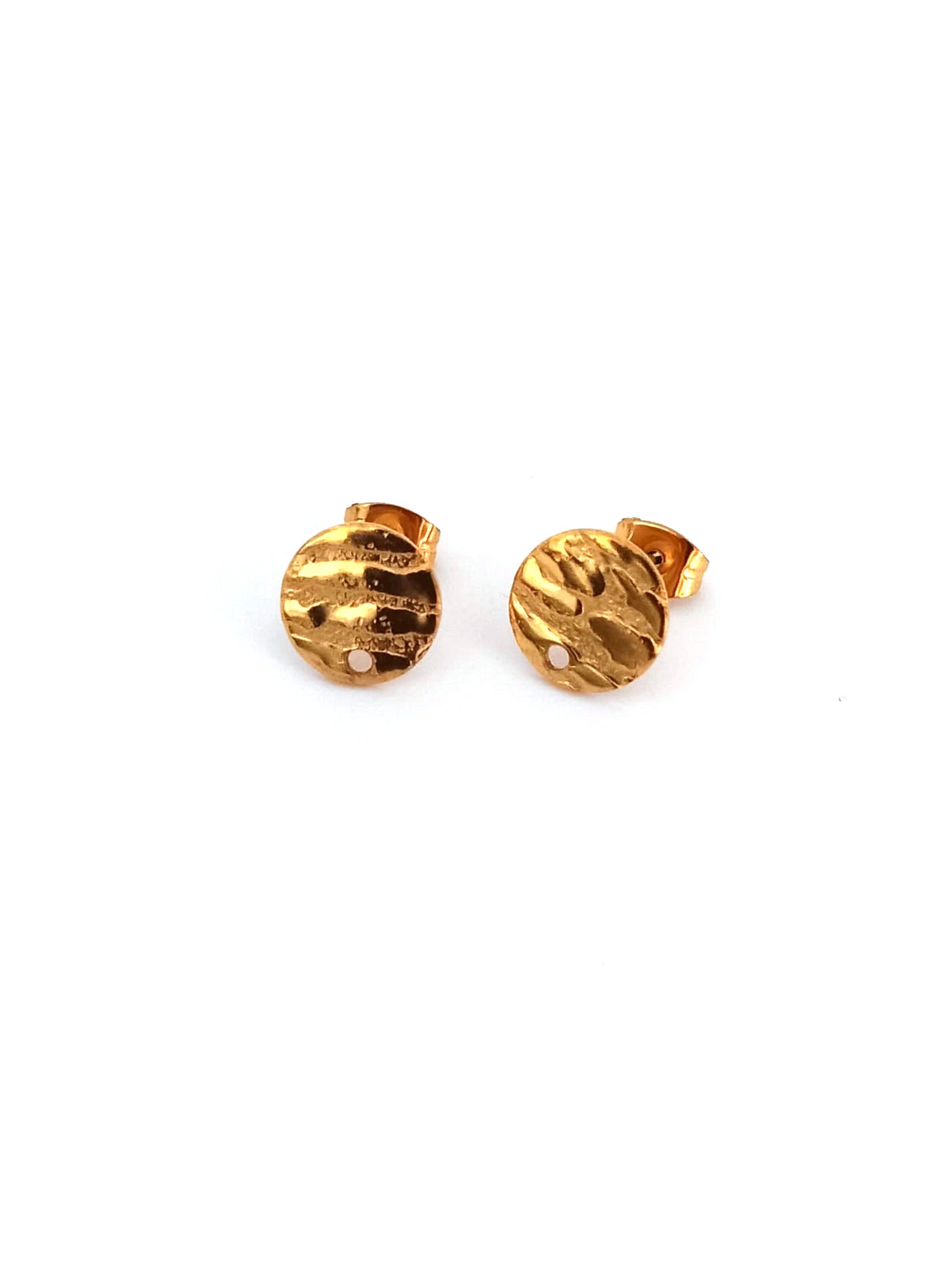 perlesetcreationbijoux-clous-doreilles-rondes-textures-acier-inoxydable-10mm-dore
