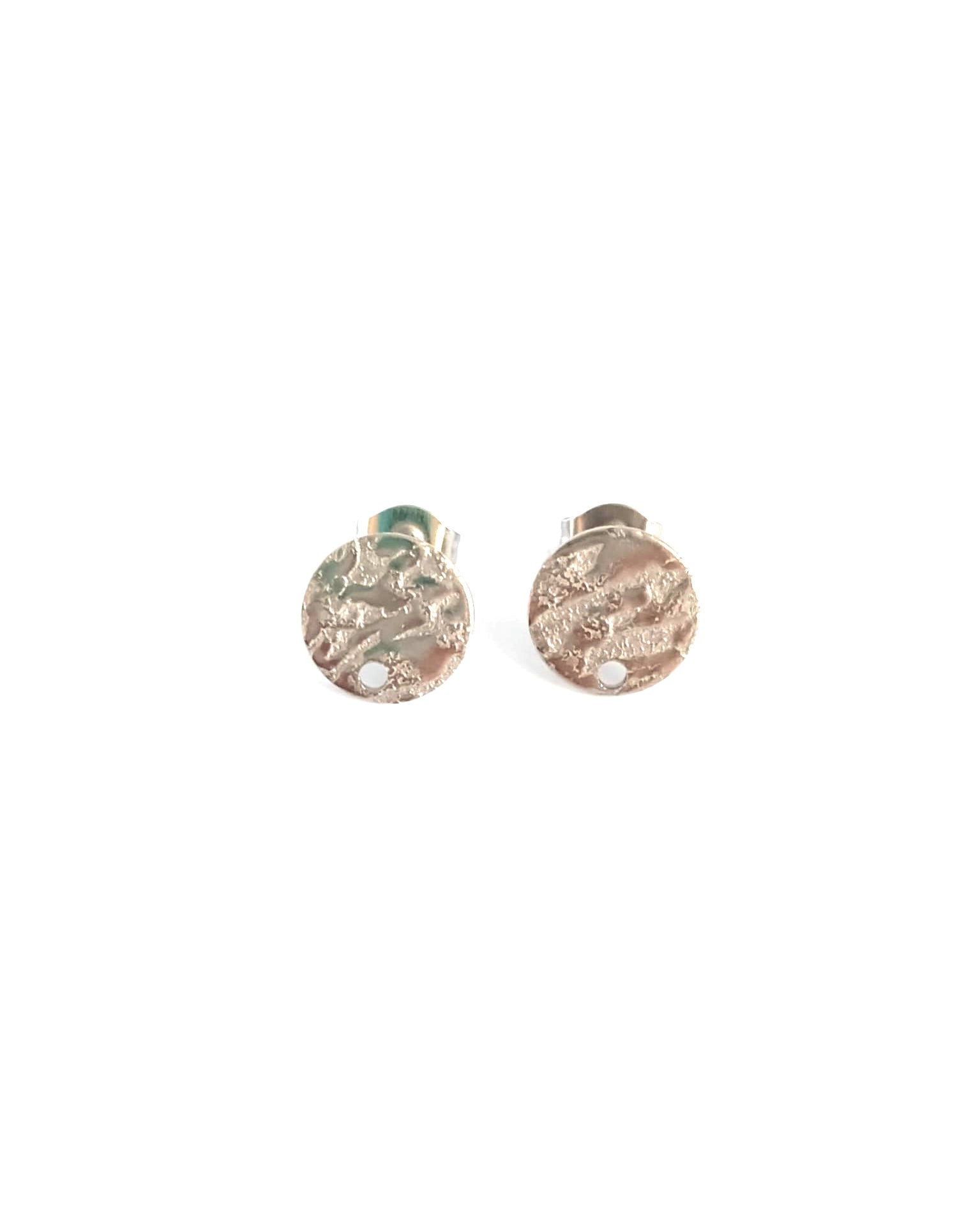 perlesetcreationbijoux-clous-doreilles-ronds-textures-10mm-acier-inox-argente