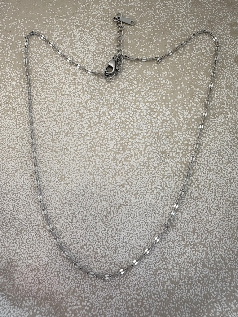 perlesetcreationbijoux - collier maille fantaisie en acier inoxydable argenté de 39 cm