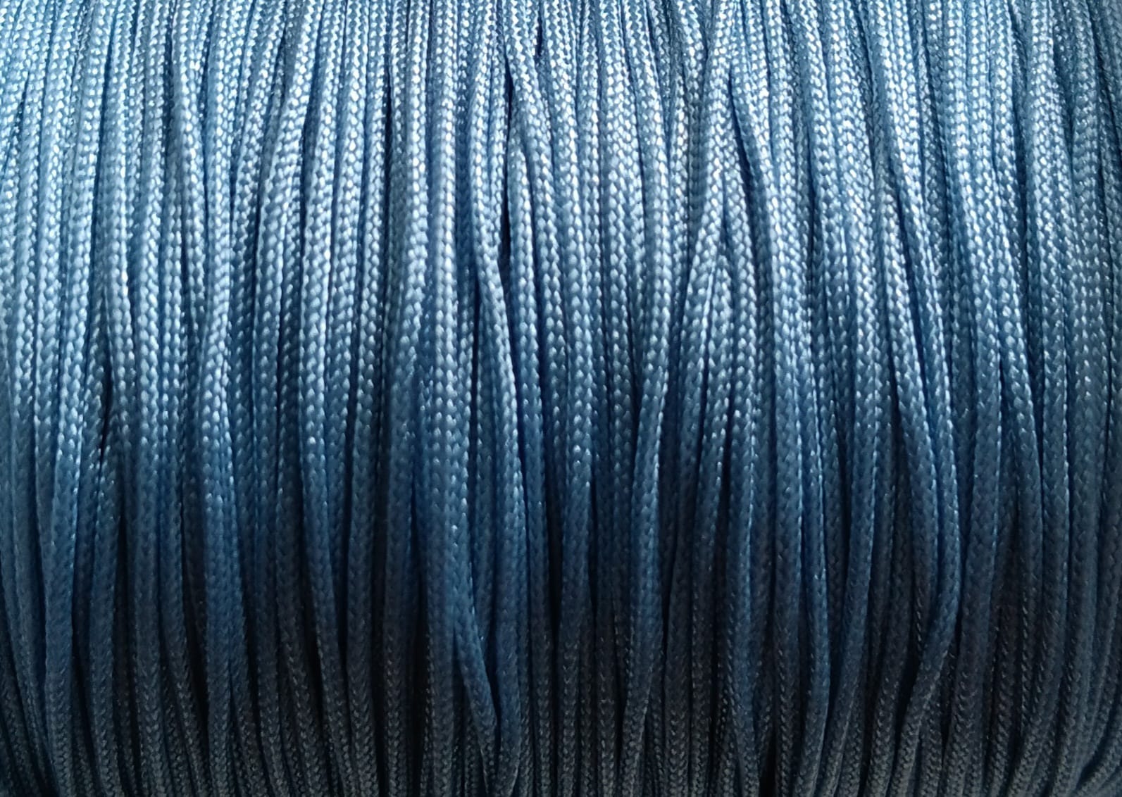 perlesetcreationbijoux-fil-de-jade-1mm-bleu-ciel