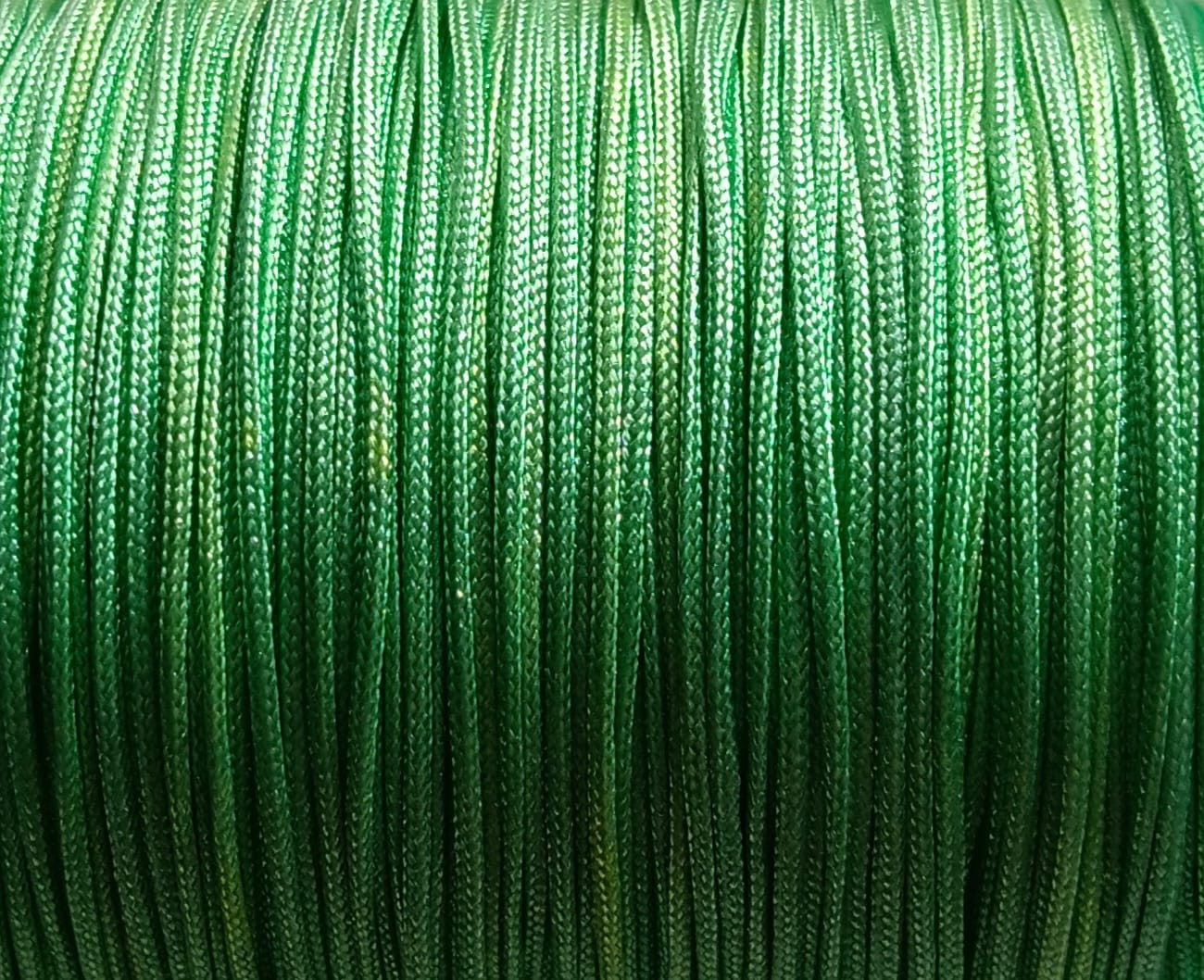 perlesetcreationbijoux-fil-de-jade-1mm-vert