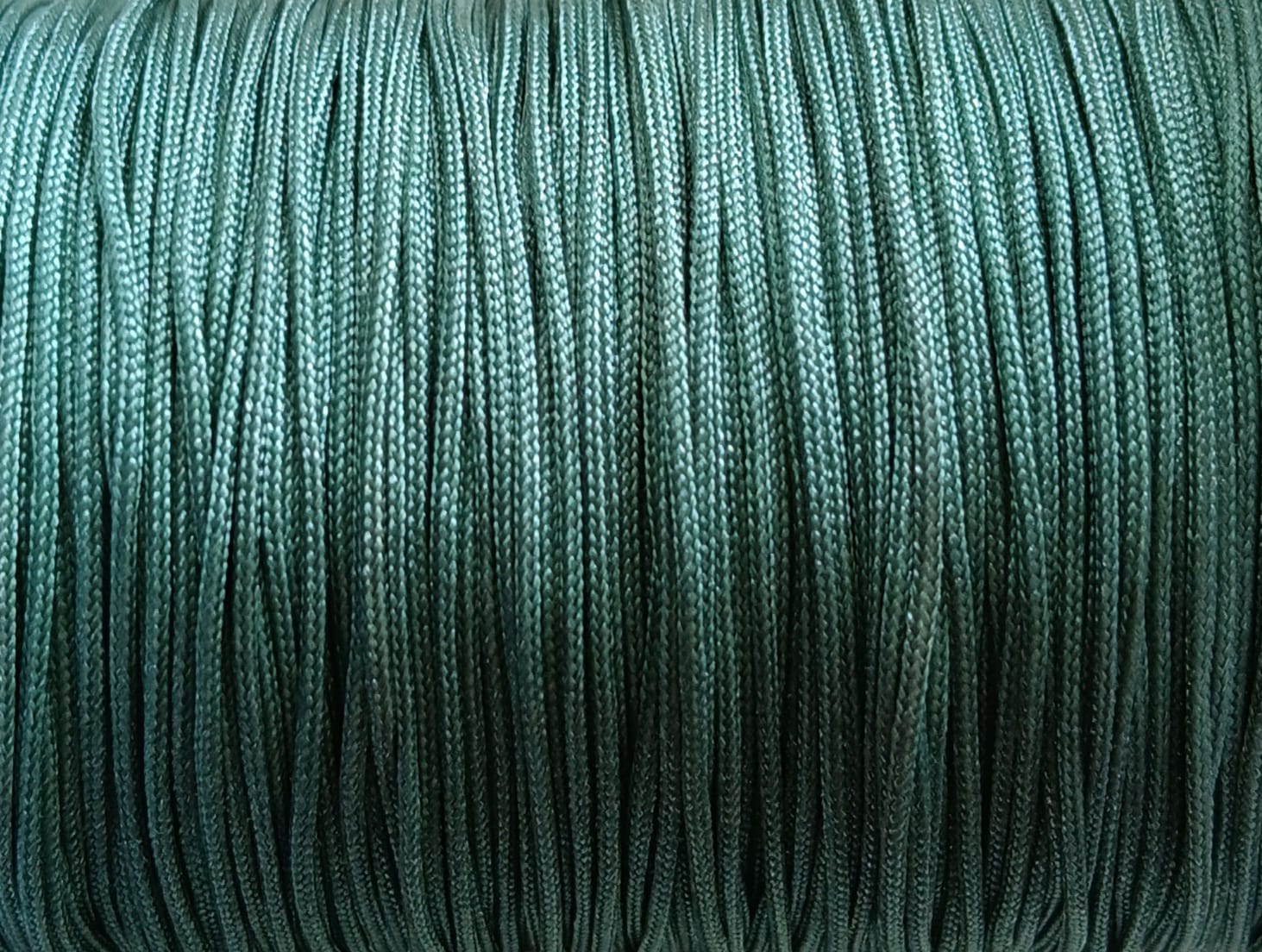 perlesetcreationbijoux-fil-de-jade-1mm-vert