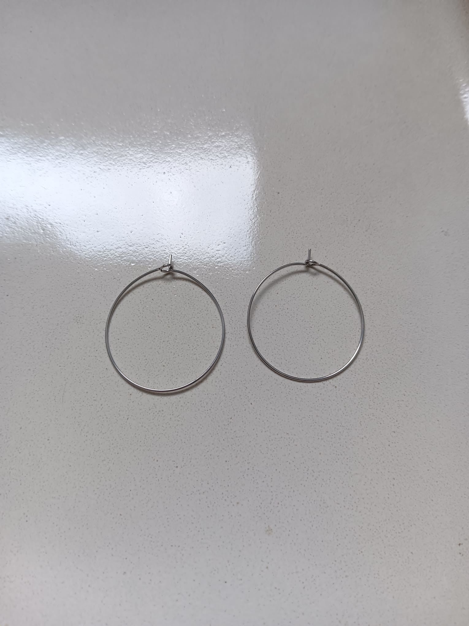 perlesetcreationbijoux - créoles fines à décore en acier inoxydable 316L argenté de 30 mm