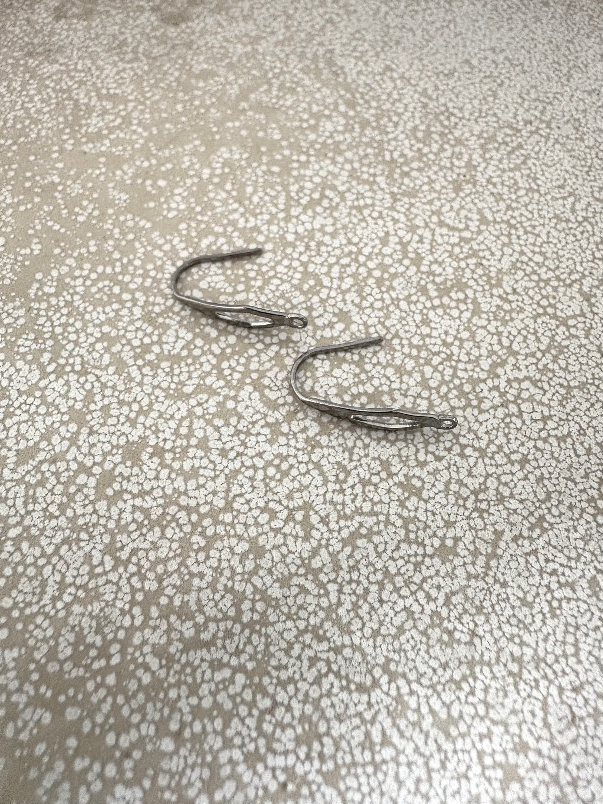 perlesetcreationbijoux - crochets d'oreilles design en acier inoxydable argenté de 20 mm