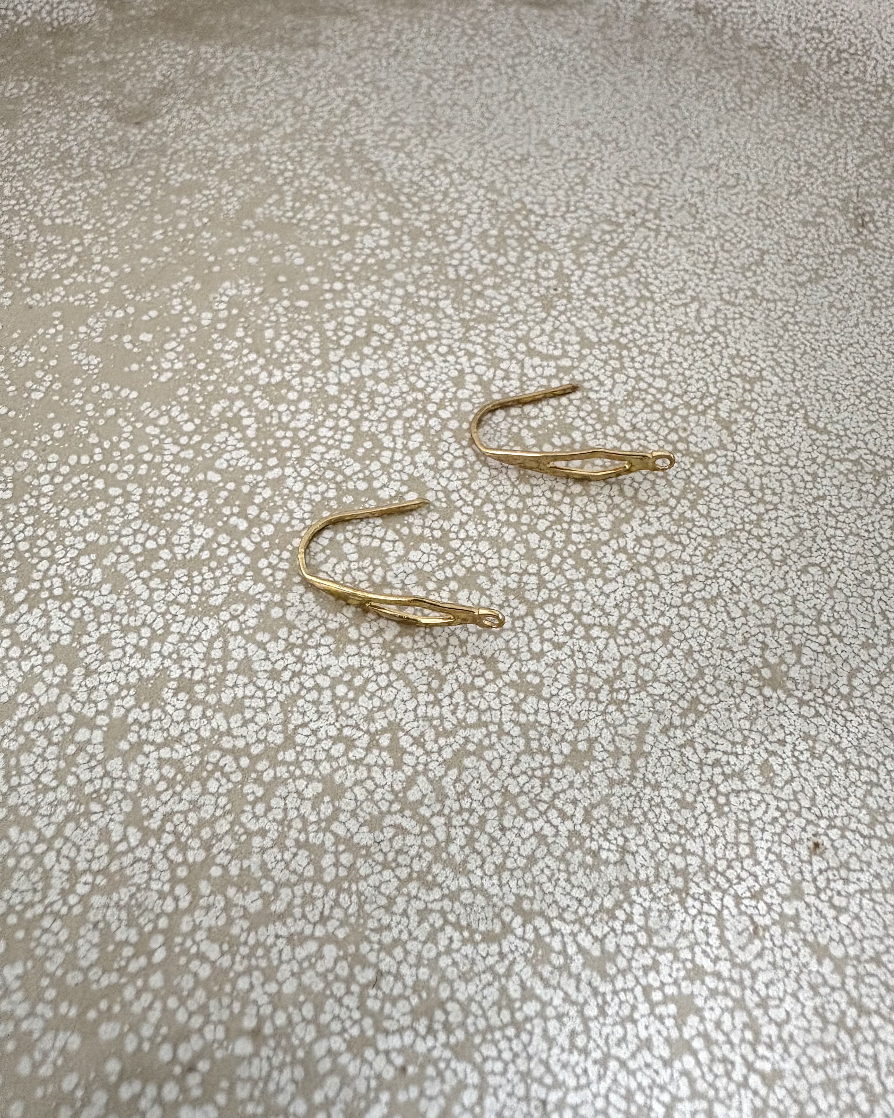 perlesetcreationbijoux - crochets d'oreilles design en acier inoxydable doré de 20 mm