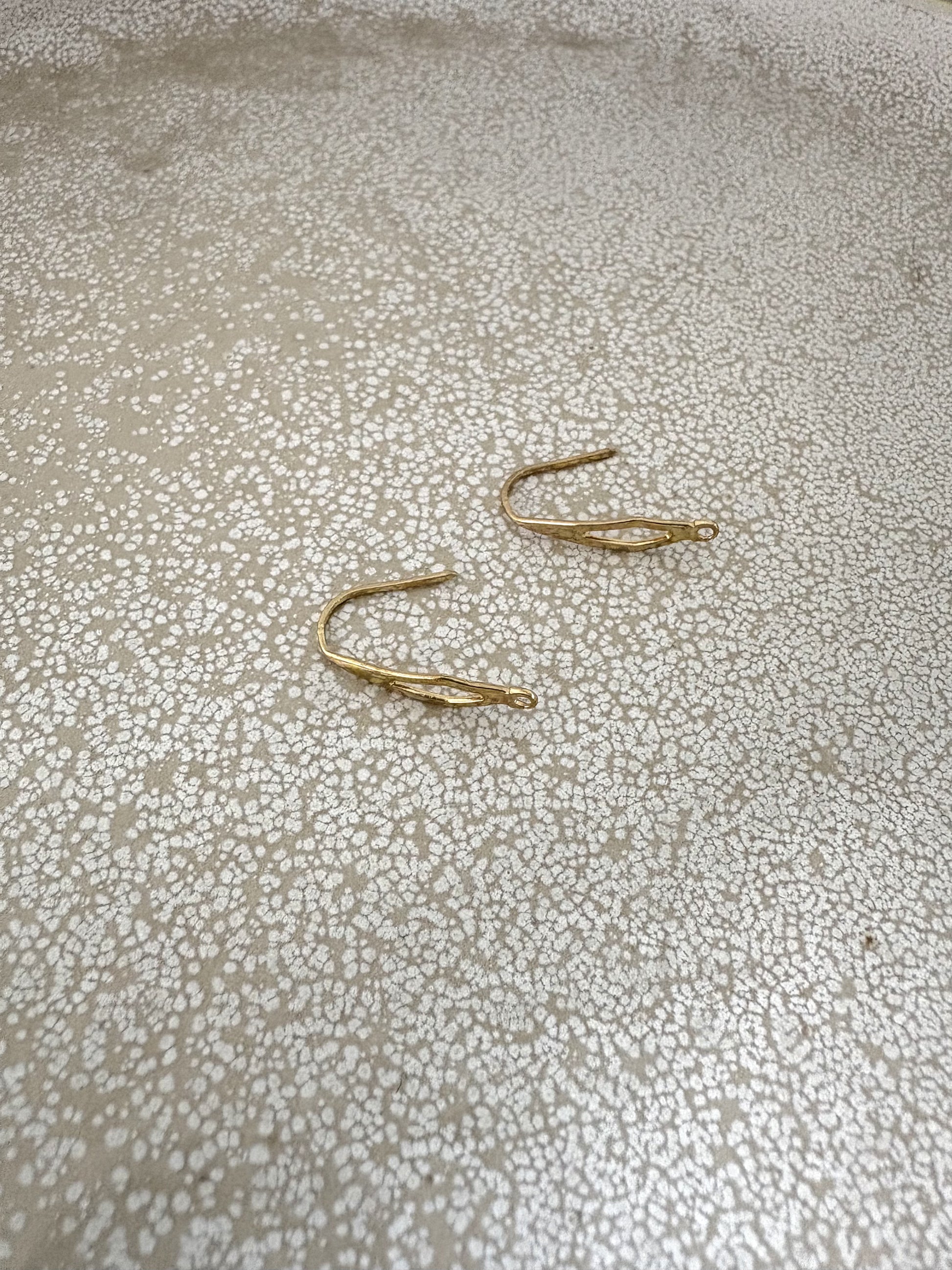 perlesetcreationbijoux - crochets d'oreilles design en acier inoxydable doré de 20 mm