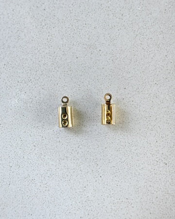 perlesetcreationbijoux - embout à serrer pour cordon 3 mm en acier inox 304 doré 18K