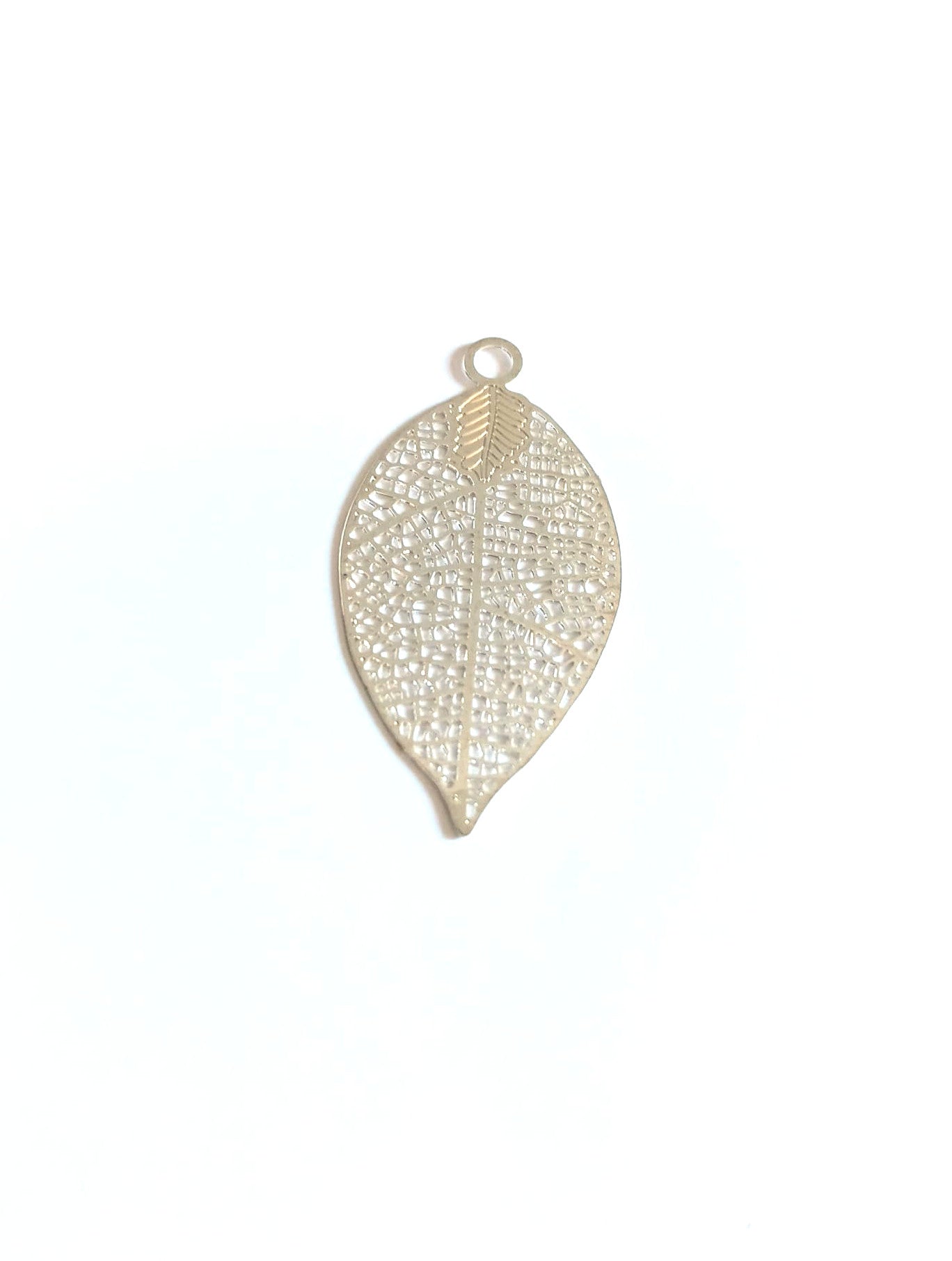 perlesetcreationbijoux-estampe-filigrane-feuille-38x20mm-argente