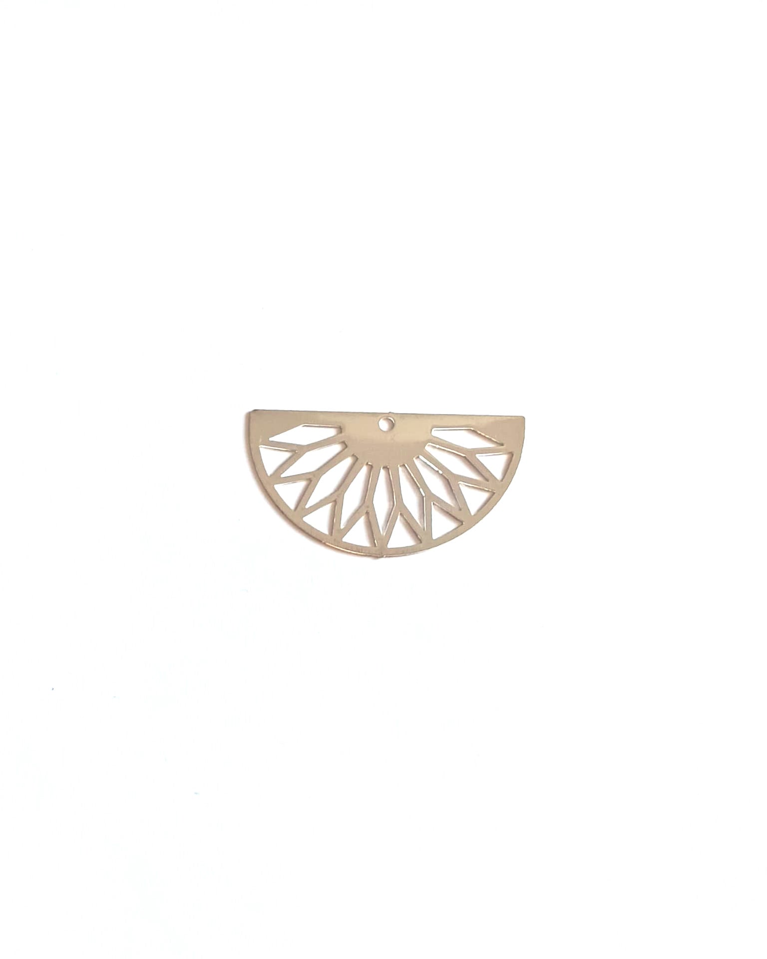 perlesetcreationbijoux-estampe-filigrane-demi-lune-16x30mm-argente