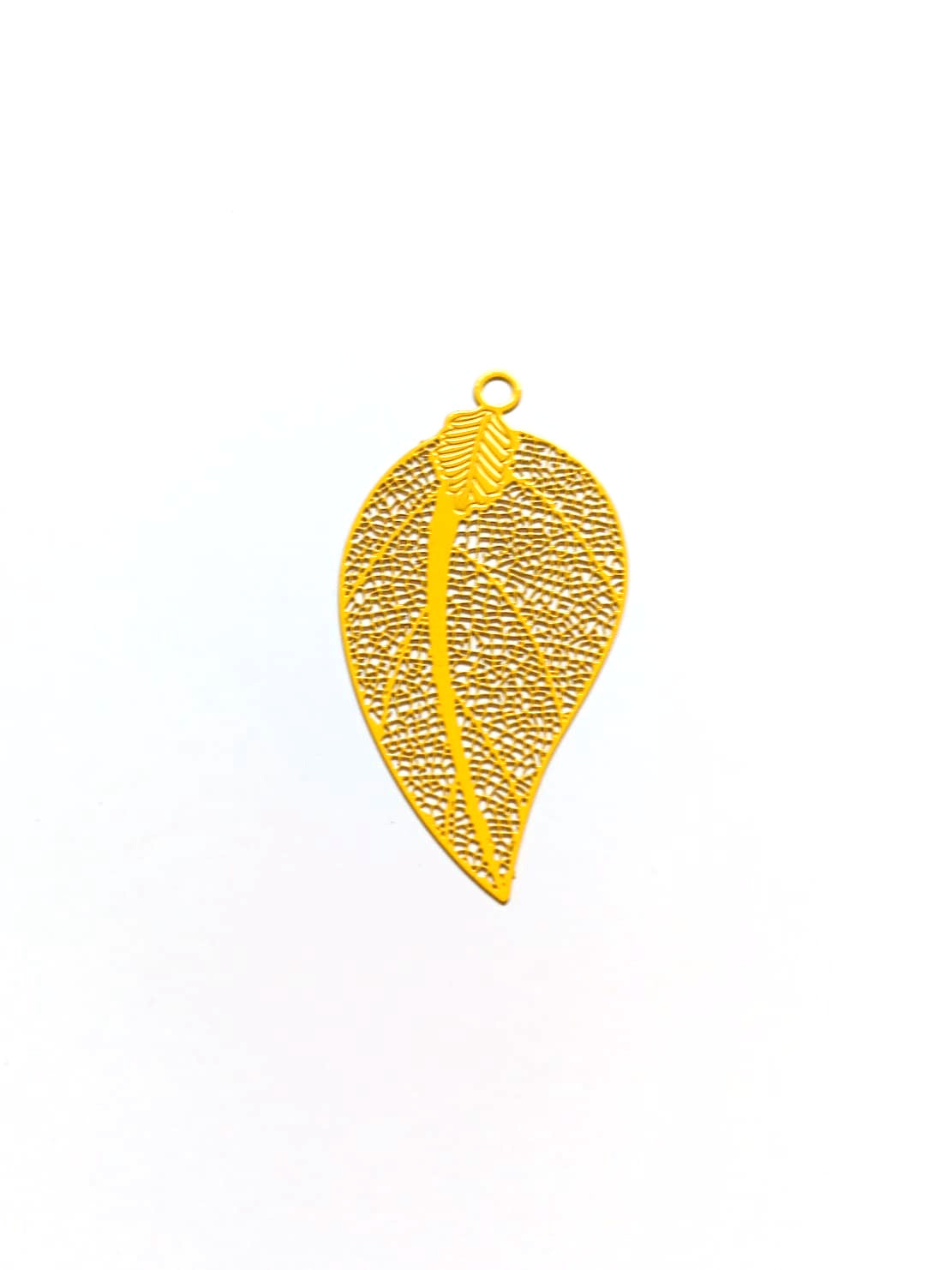 perlesetcreationbijoux-estampe-filigrane-feuille-52x28mm-jaune
